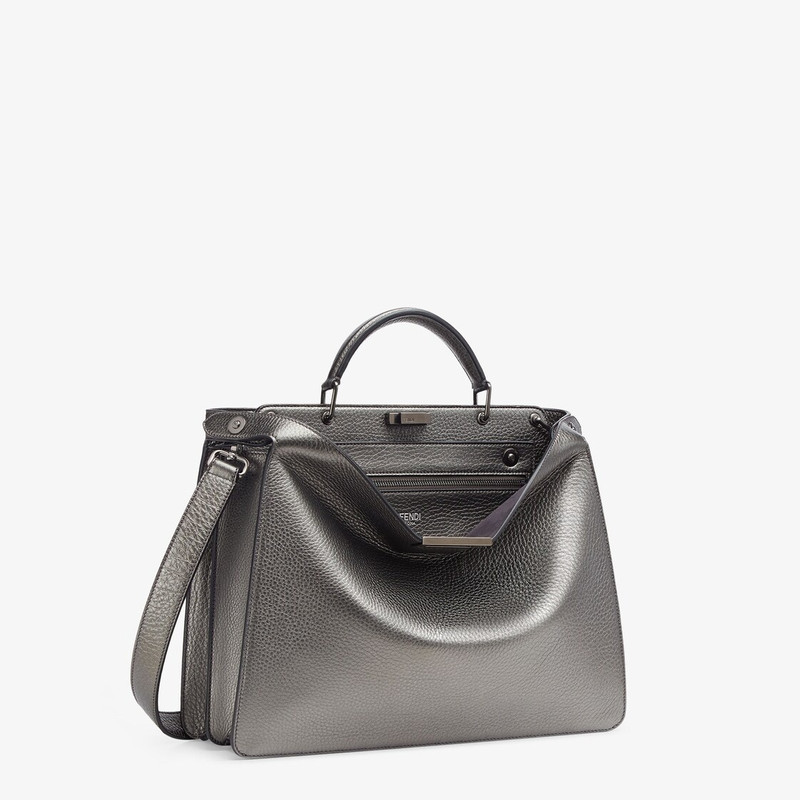 Medium Peekaboo ISeeU bag, made of dark gray Cuoio Romano leather with a metallic effect. The interi 3