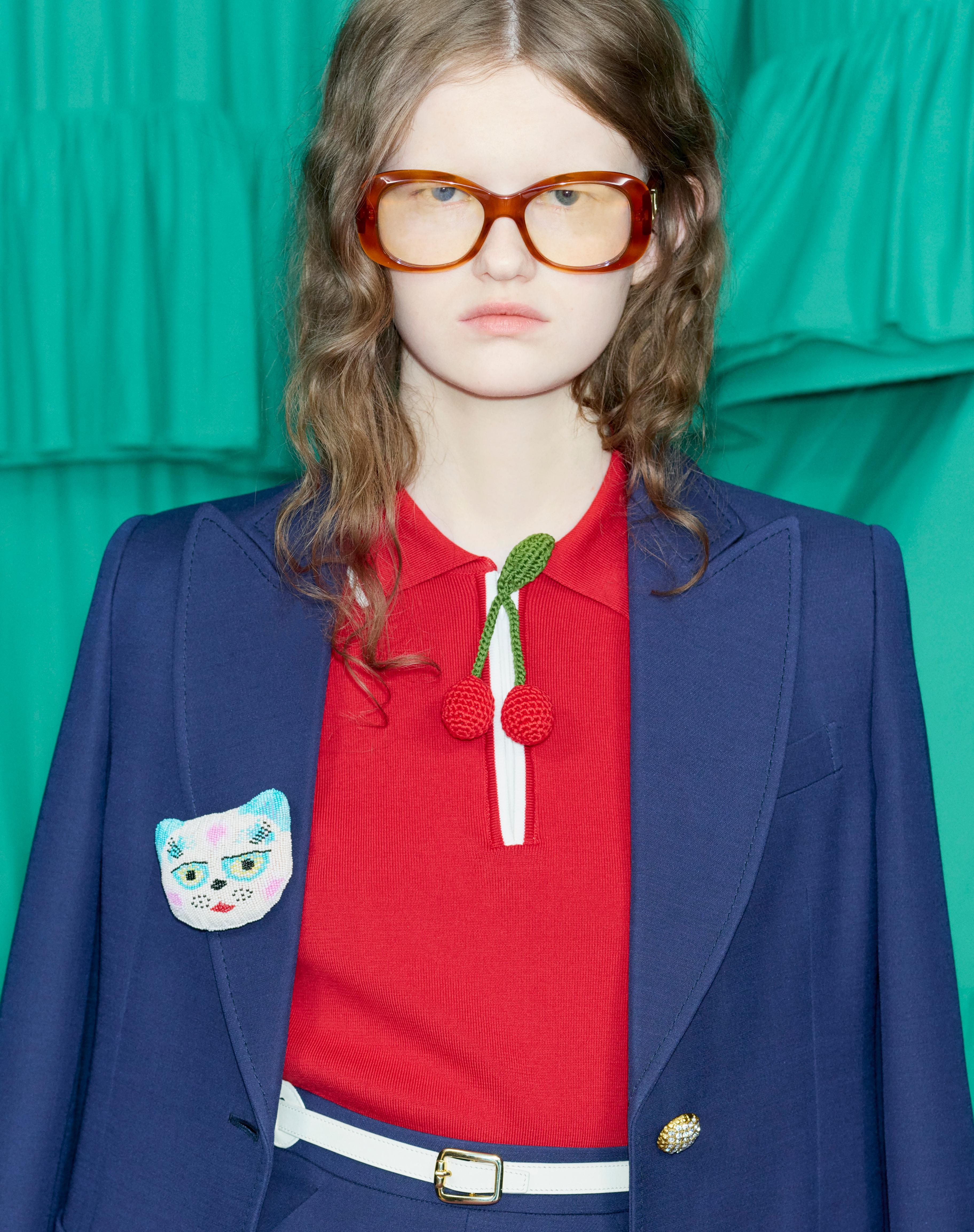 LE CHAT DE LA MAISON BROOCH IN JACQUARD FABRIC WITH RESIN BEAD EMBROIDERY - 5