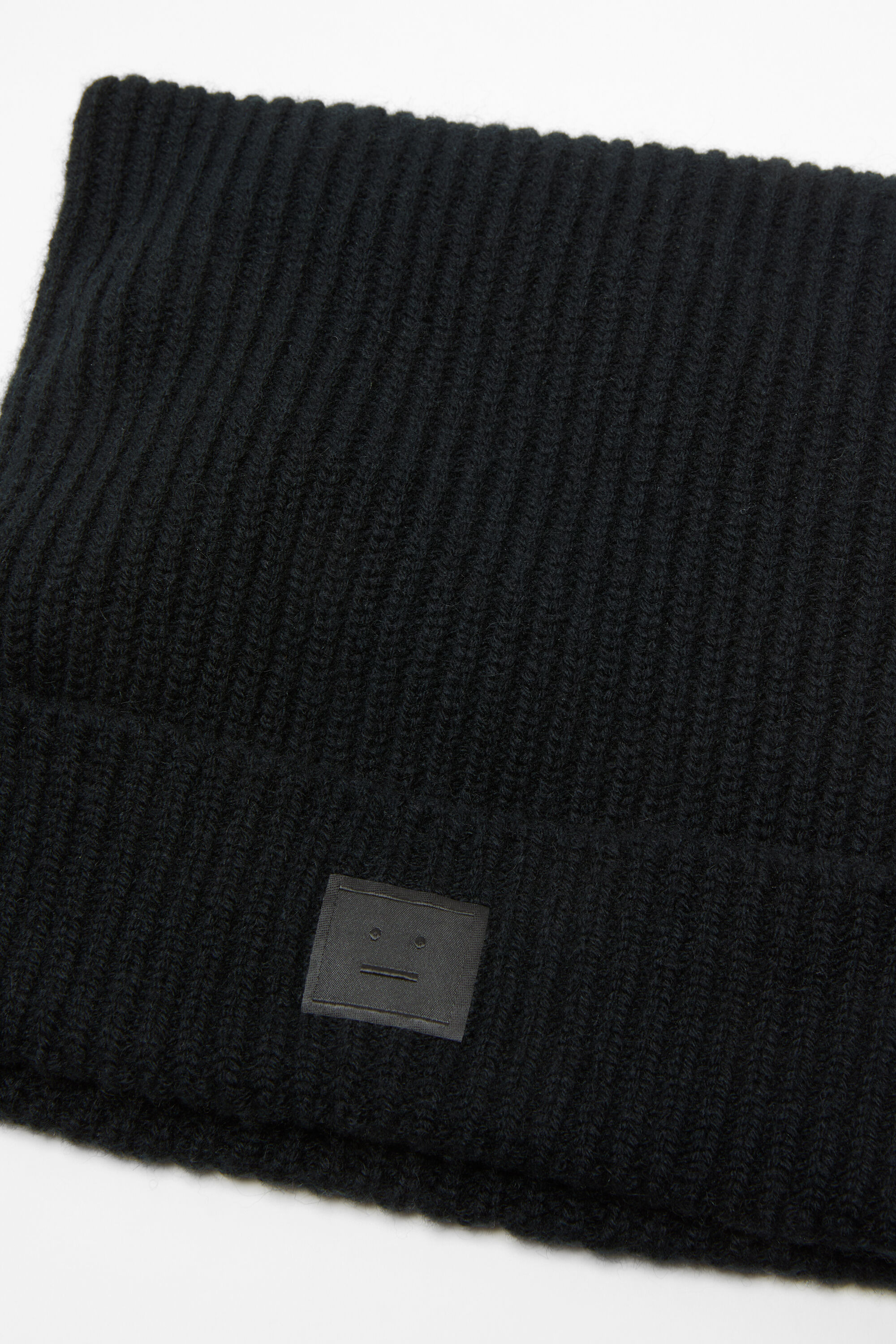 Face logo square beanie - Yak - Black - 2