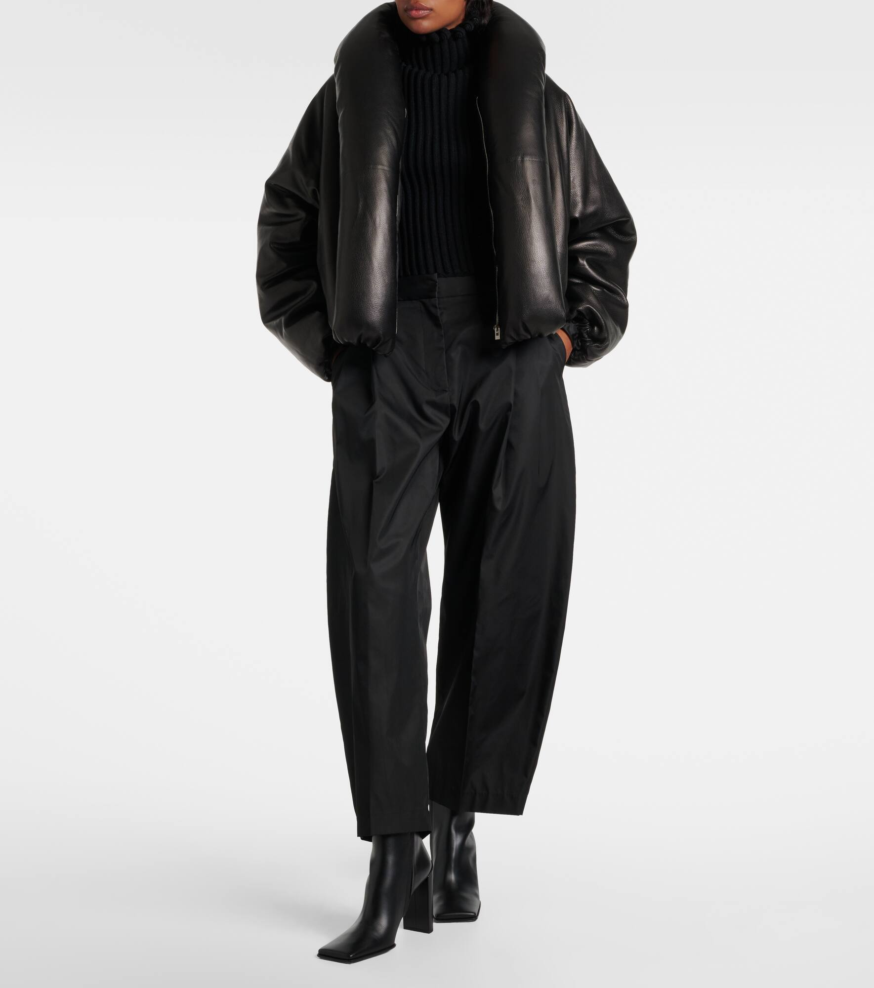 Ribbed-knit turtleneck top - 2