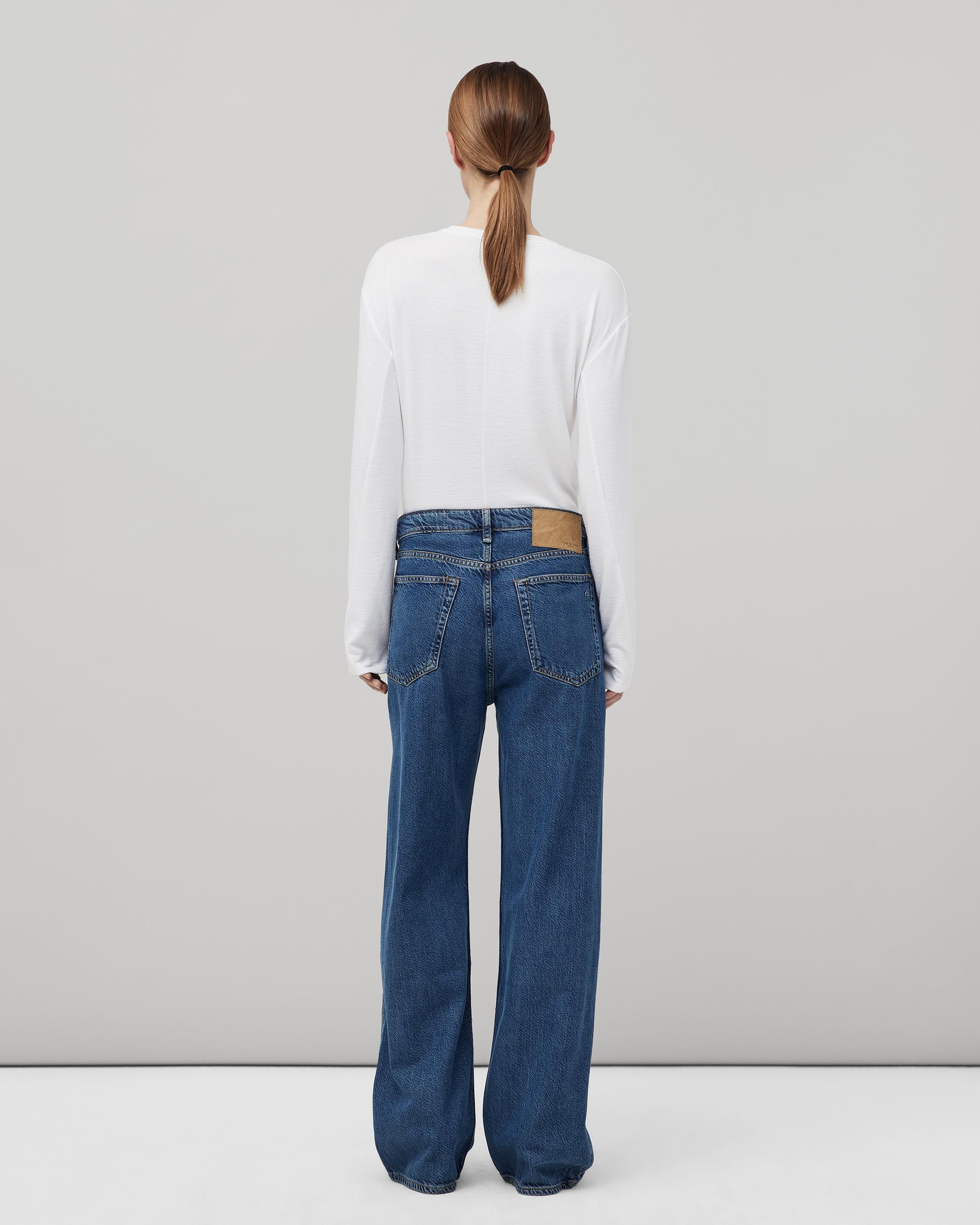 Featherweight Logan Wide-Leg - Lily
Mid-Rise Featherweight Jean - 5