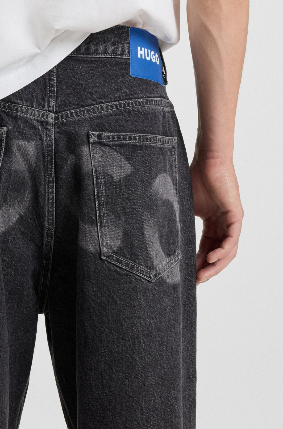 BAGGY-FIT JEANS IN BLACK DENIM WITH FADED LOGO - 5