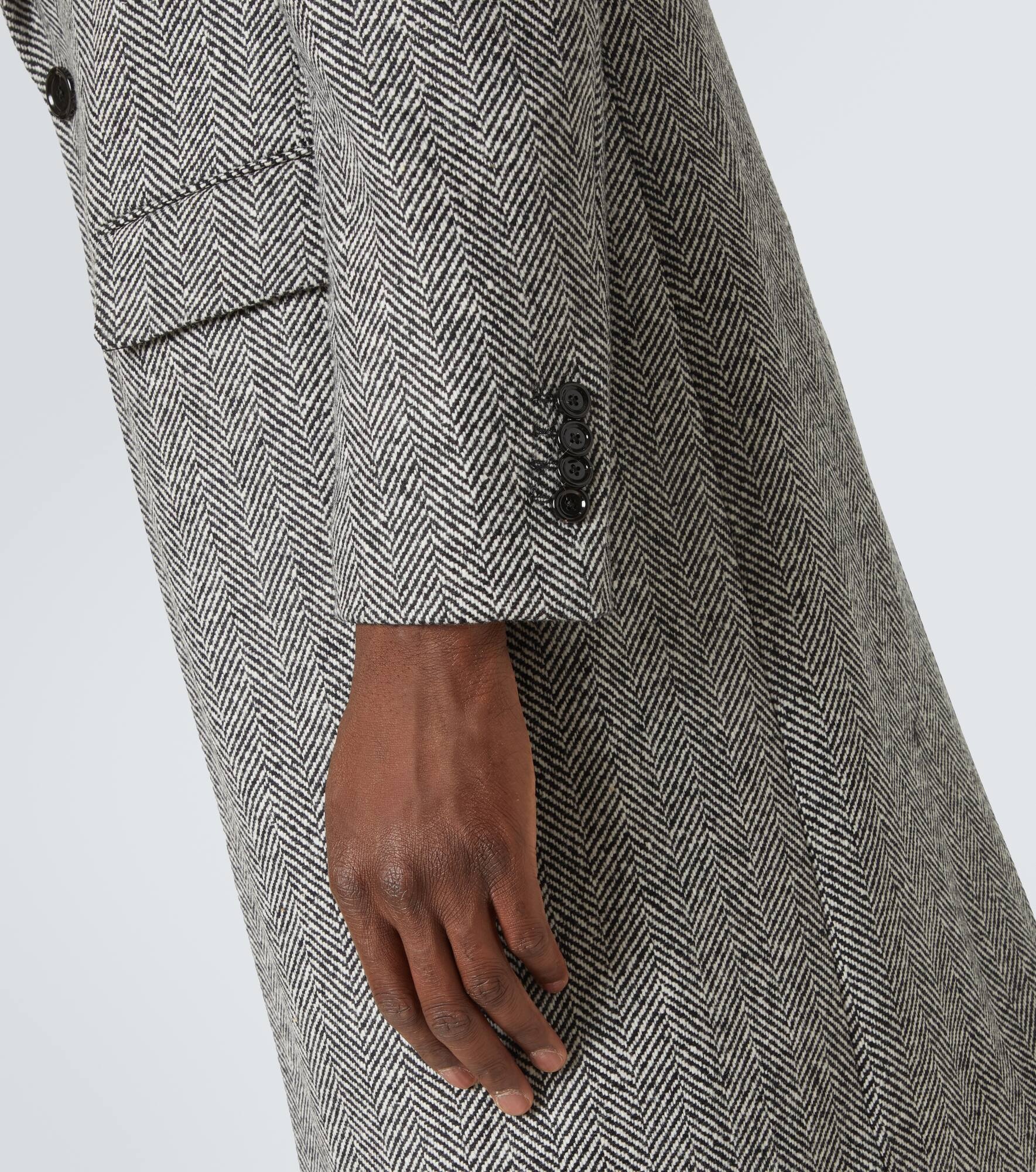 Virgin wool tweed overcoat - 7
