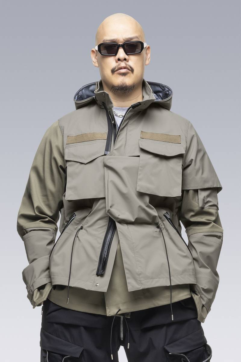 SAC-J2761 sacai / ACRONYM Field Jacket Alpha Green 12