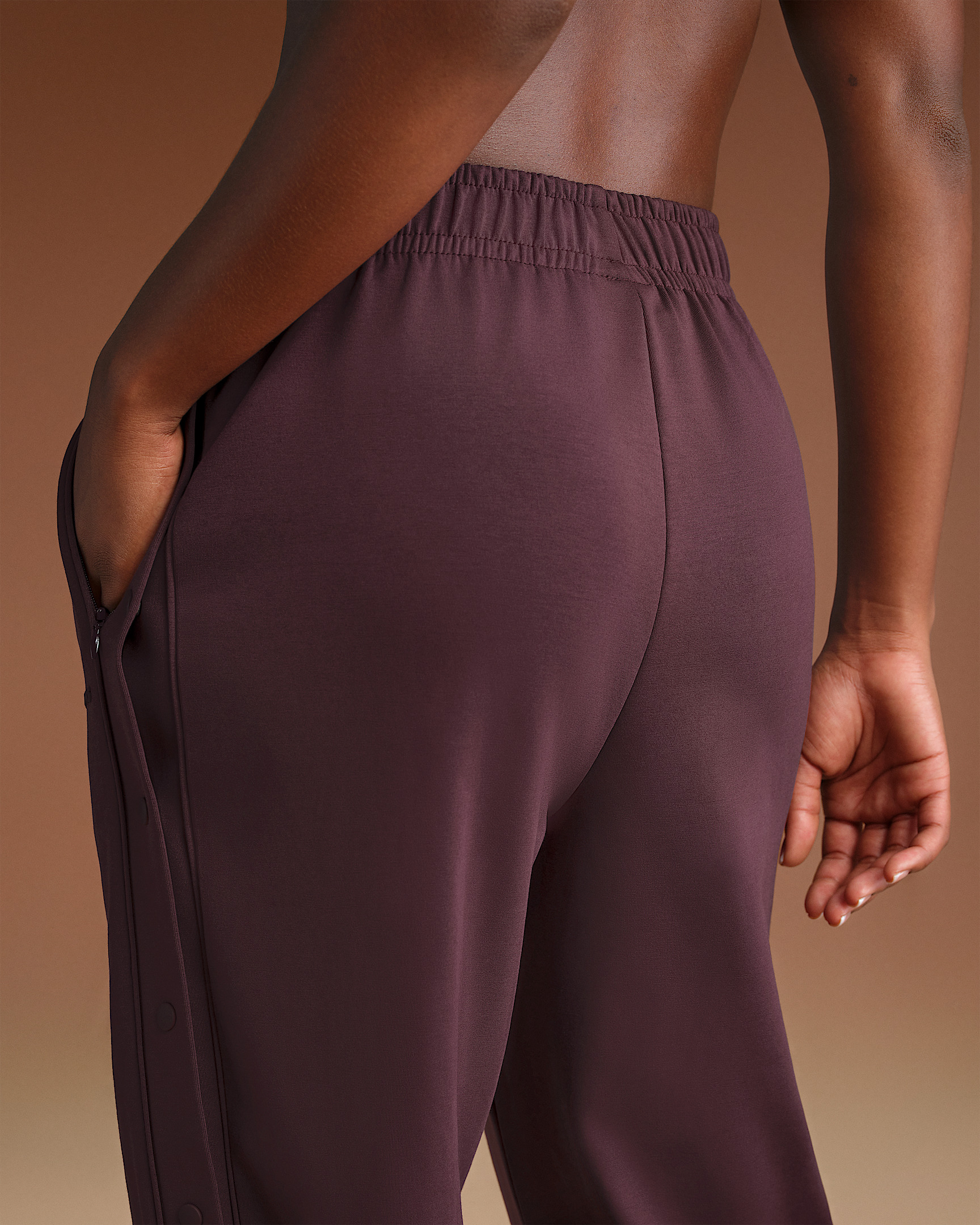 NikeSKIMS Matte Tricot Women's Side-Snap Pants - 3
