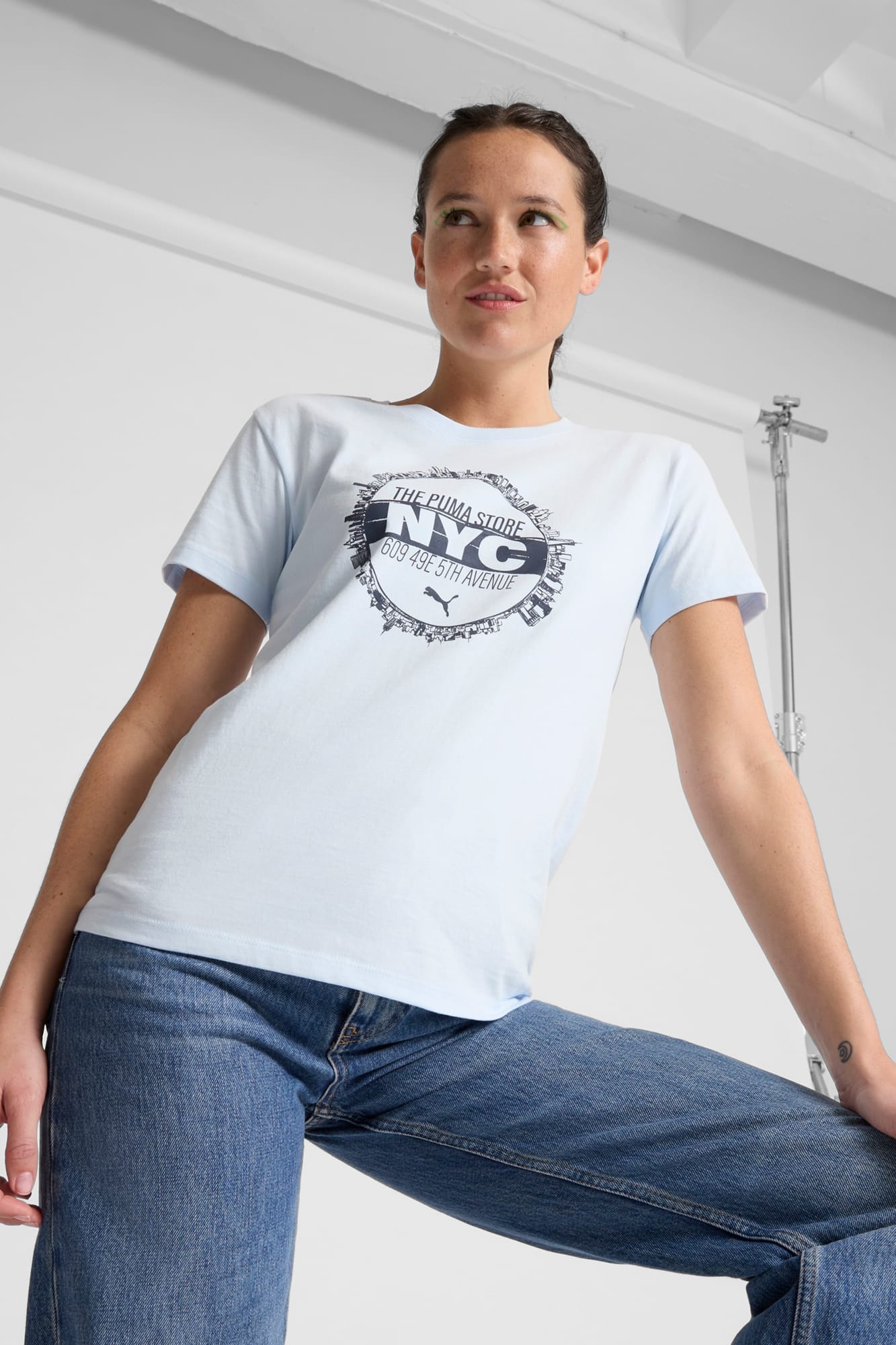 NYC Flagship Skyline Women's Tee - 3