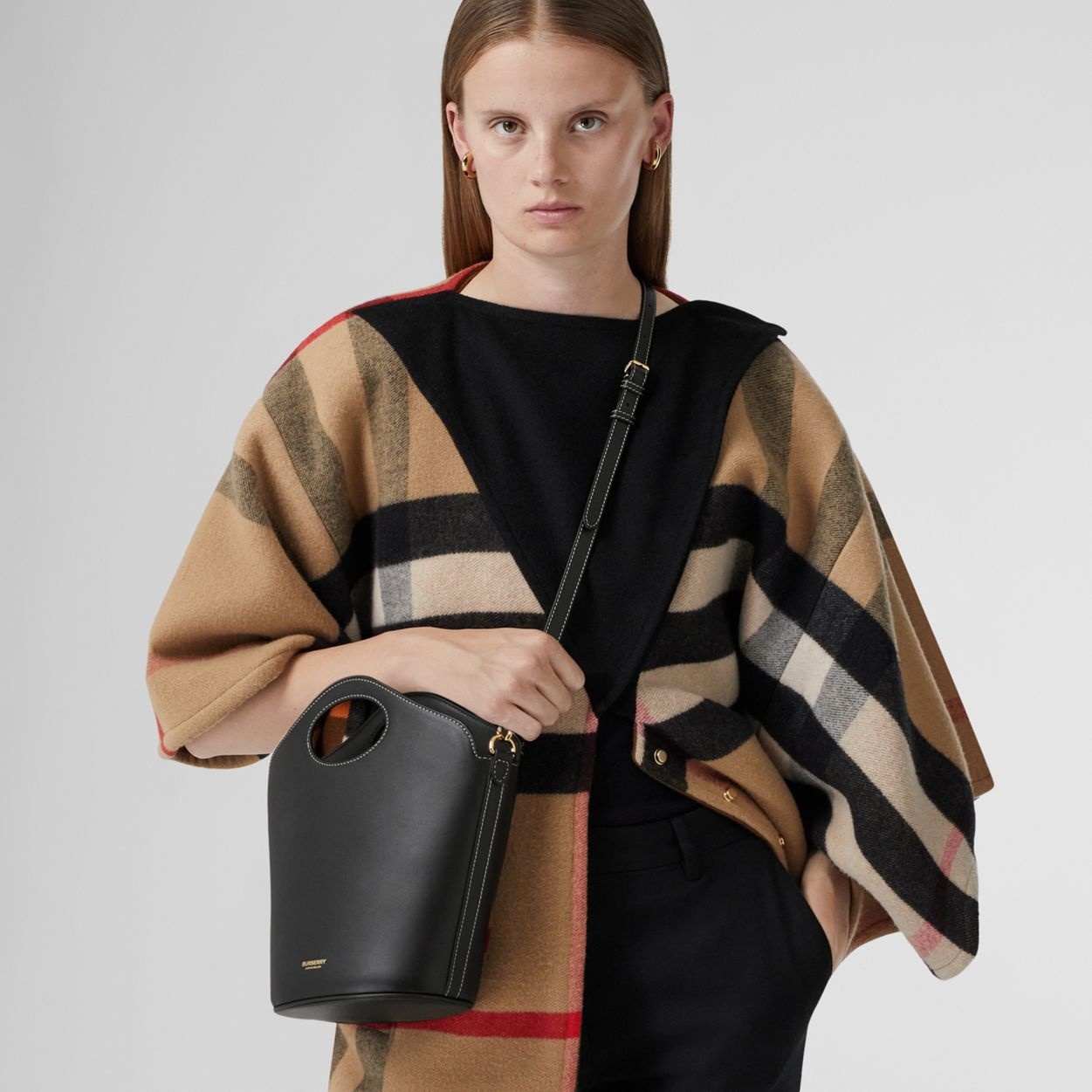 Small Leather Pocket Bucket Bag - 10