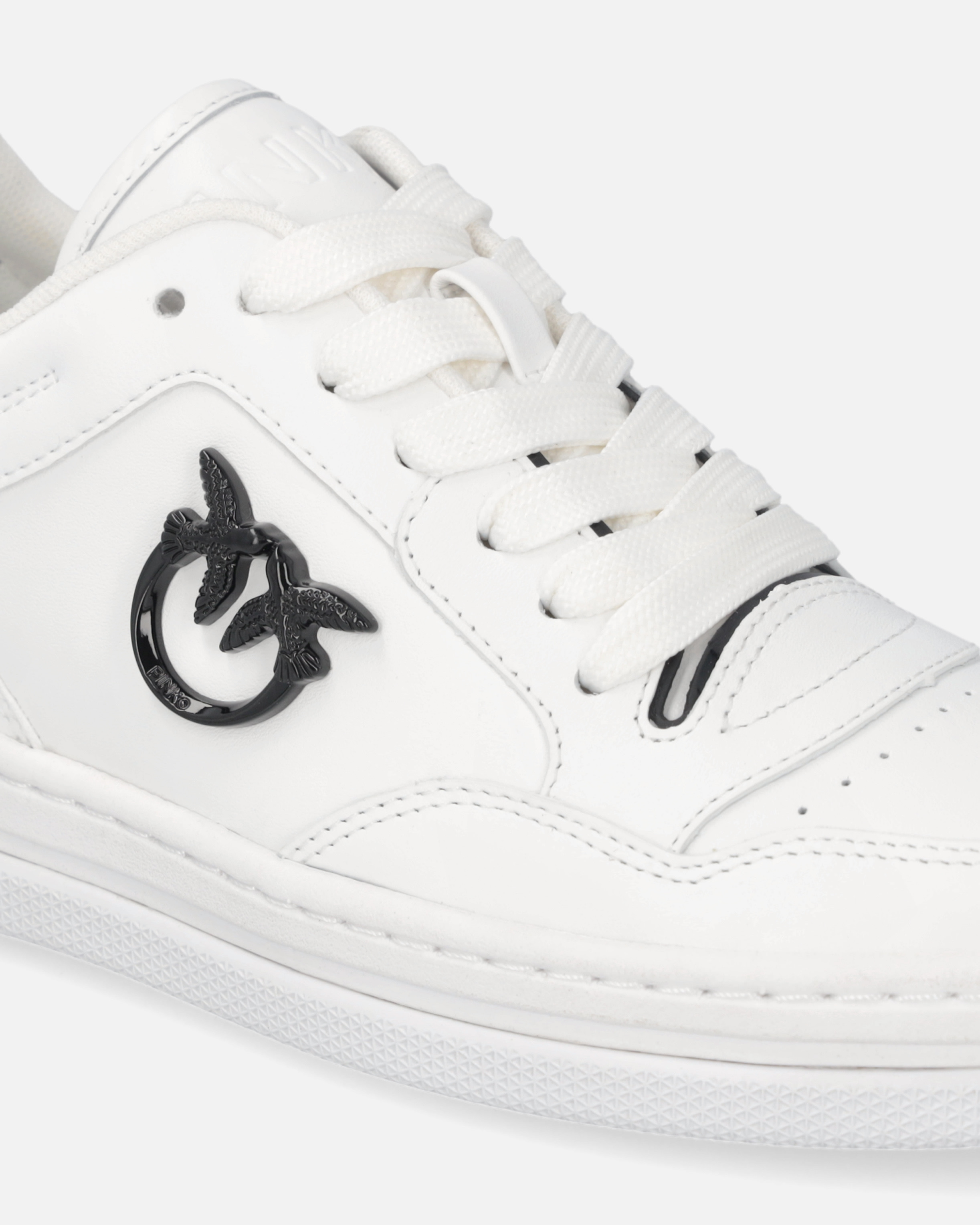 SNEAKERS WITH LOVE BIRDS LOGO PLAQUE - 4