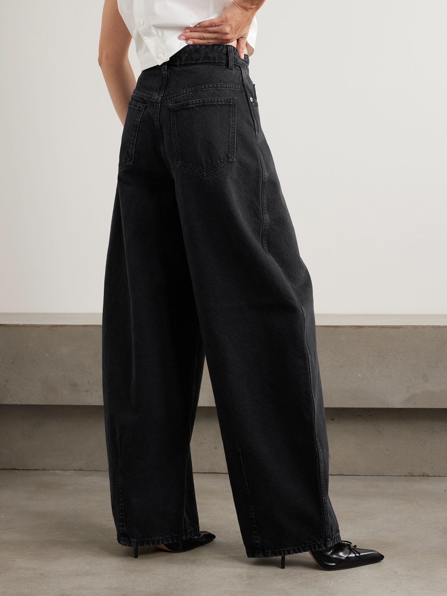 The Ovalo de-Nîmes pleated high-rise barrel-leg jeans Black - 4