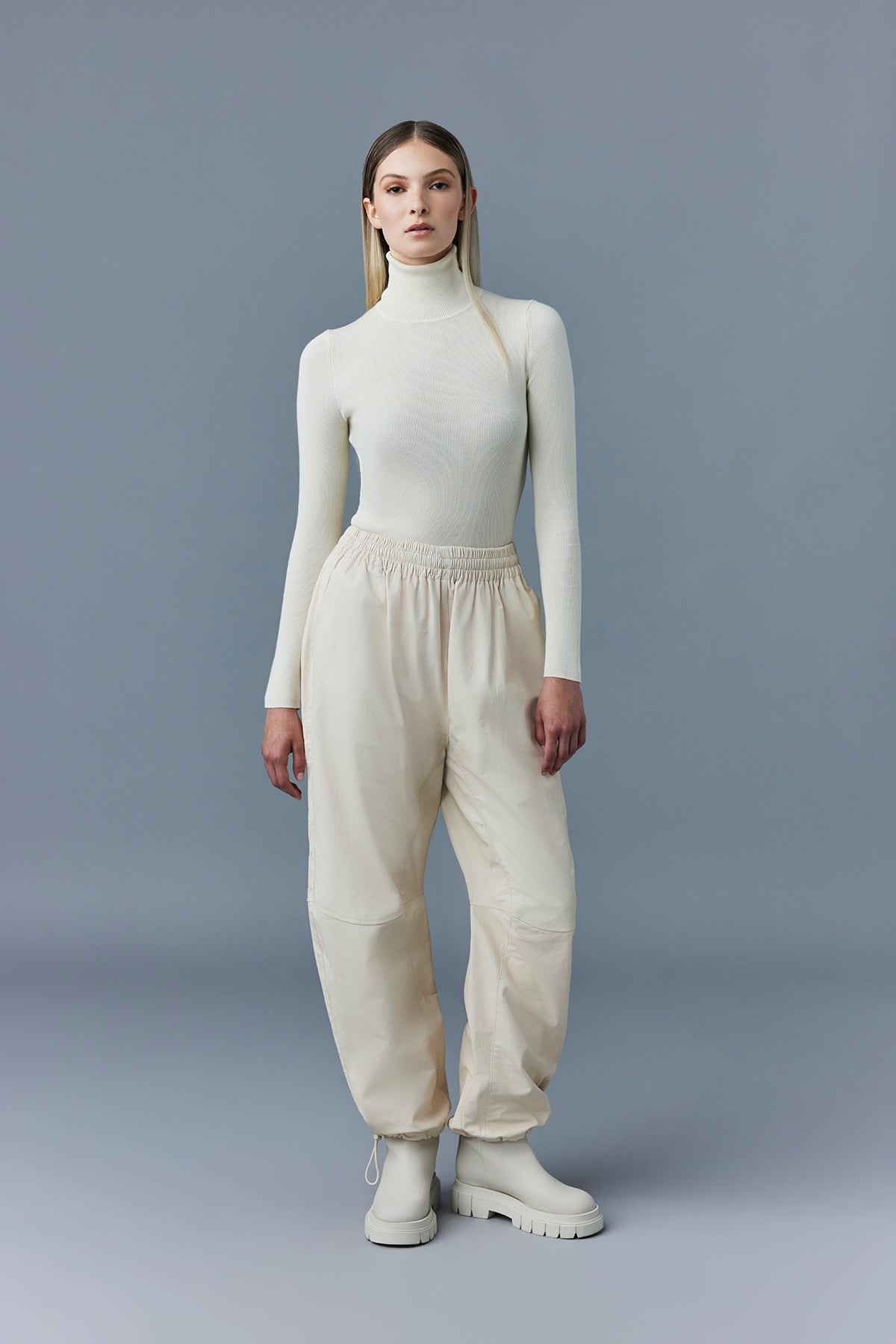 ILLONA Luxe calfskin Monochromatic Pants - 3