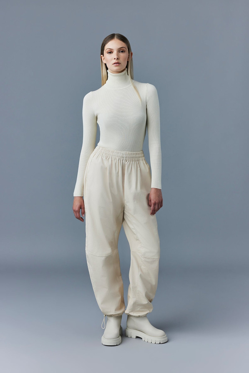 ILLONA Luxe calfskin Monochromatic Pants 3