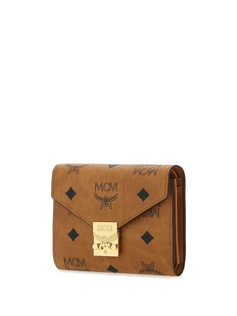 Tracy wallet 3