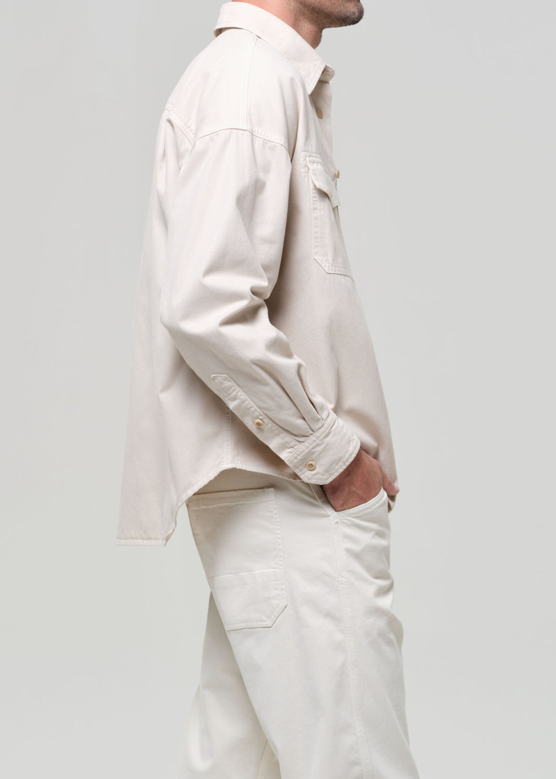 Shigoto Shirt
In Light Taupe 4