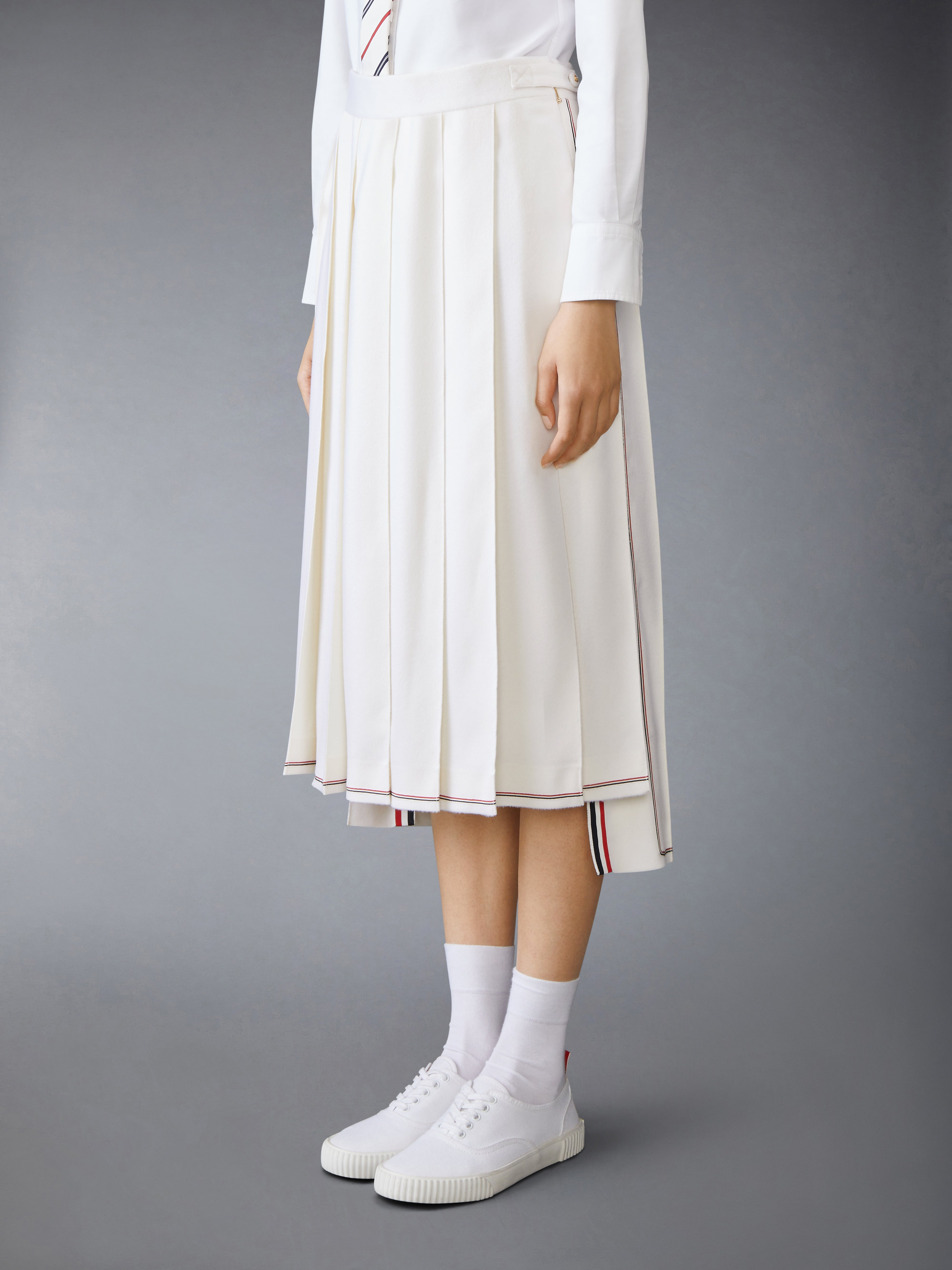 Classic Cashmere Pleated Skirt - 3