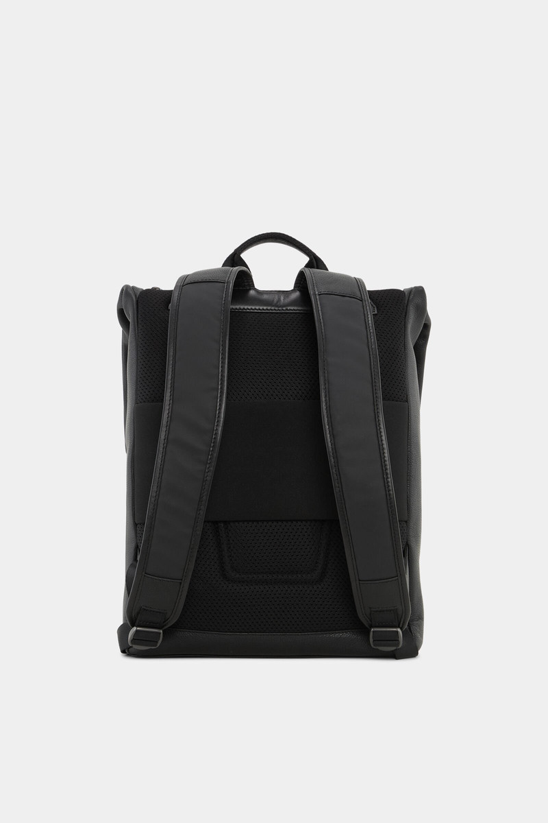 Kiroro Leon backpack in Black 3