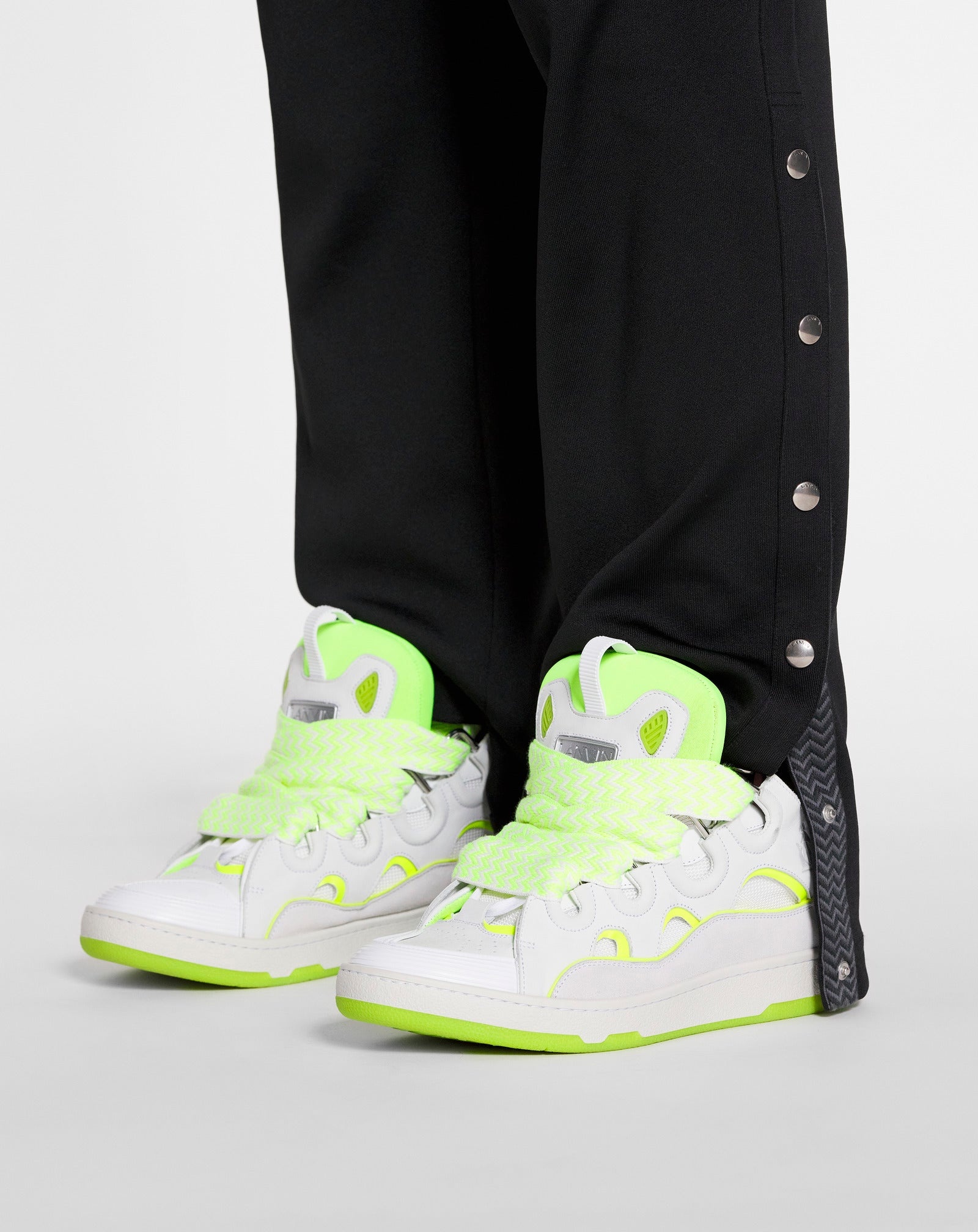 LEATHER CURB SNEAKERS - 3