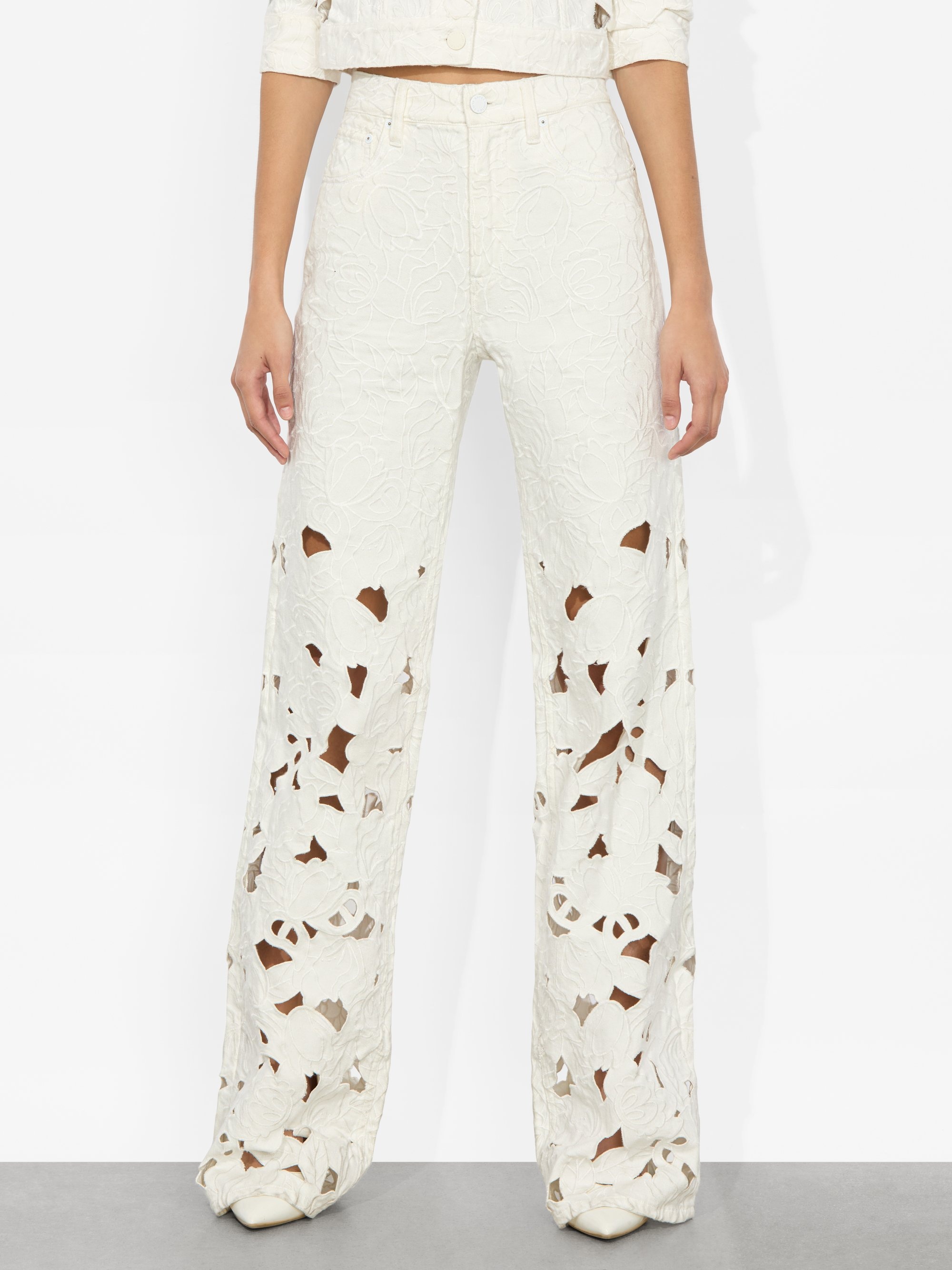 WEEZY EYELET JEAN - 2