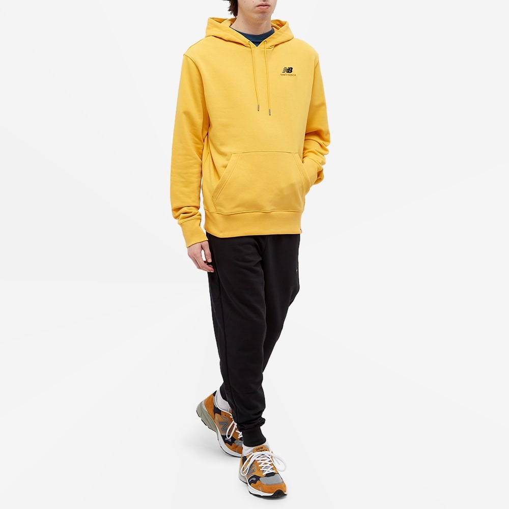 New Balance Essentials Embroidered Hoody - 6