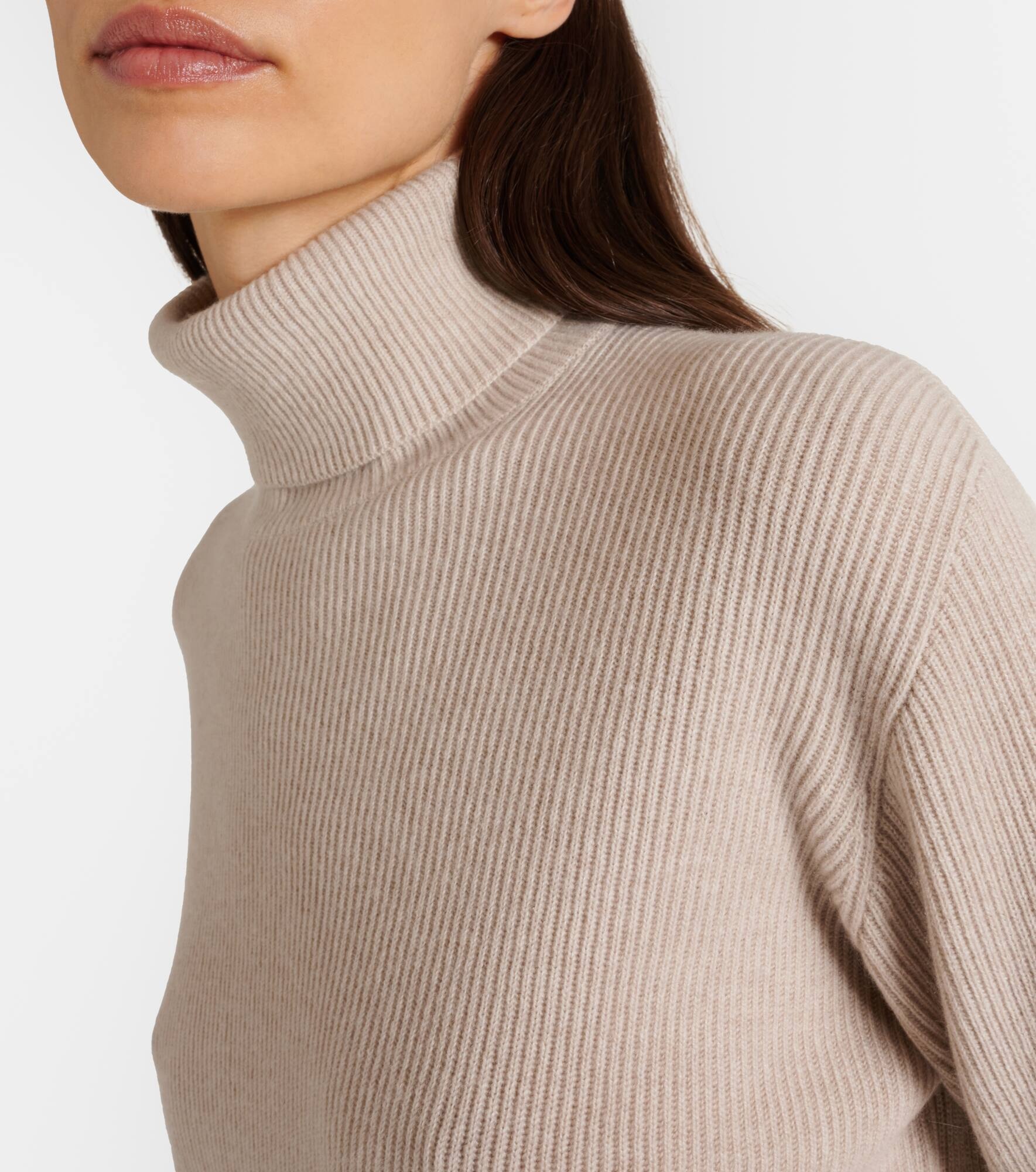 Cashmere turtleneck sweater - 4