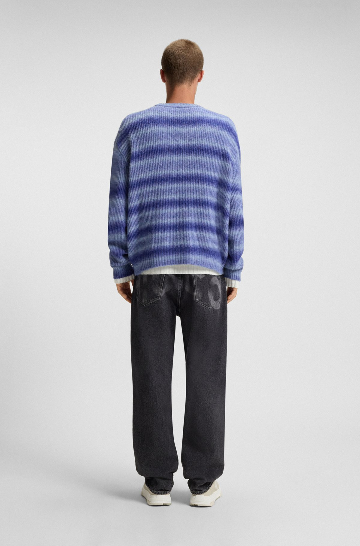 OVERSIZE-FIT SWEATER WITH OMBRÉ STRIPES - 5