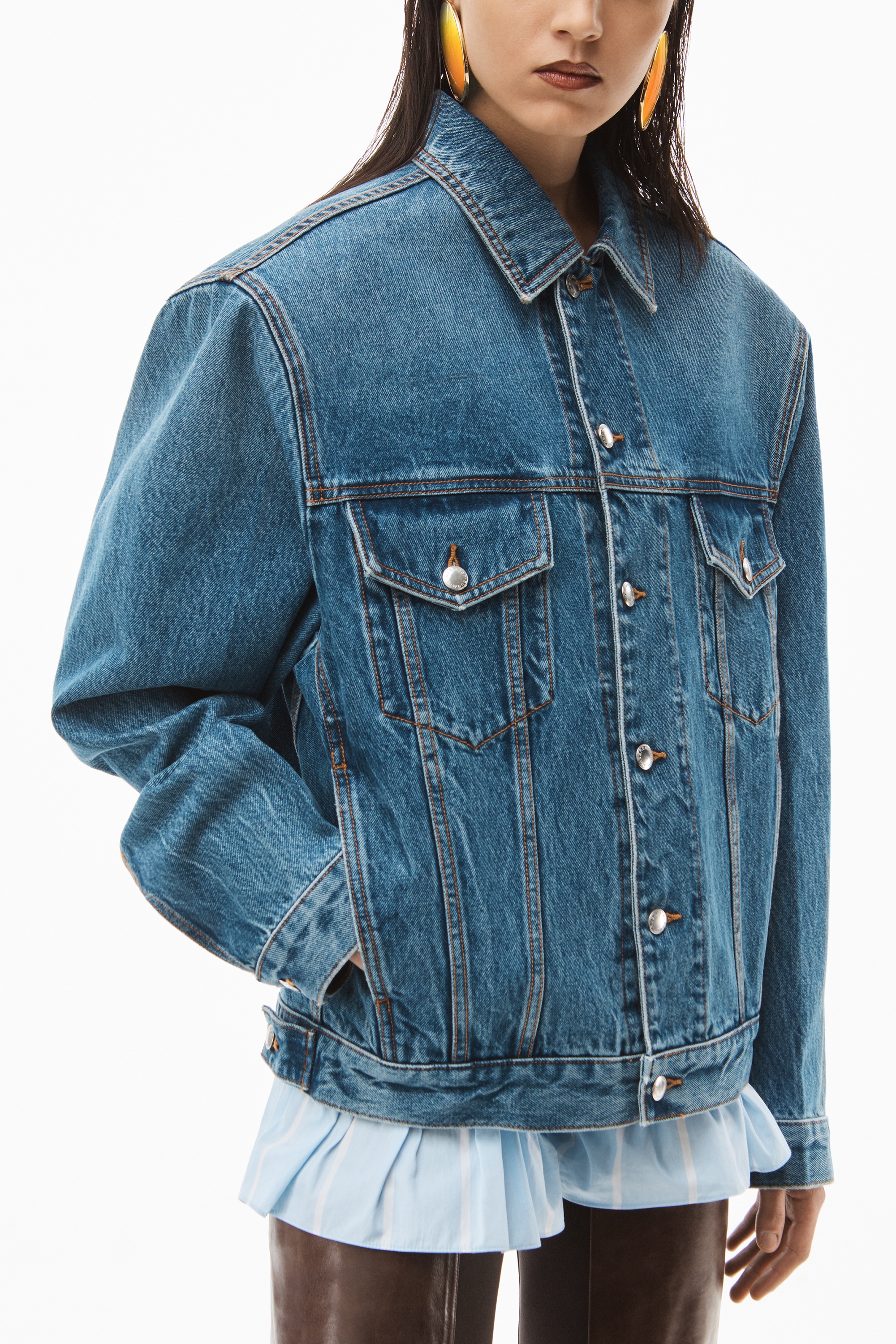 OVERSIZED TRUCKER JACKET IN DENIM - 3