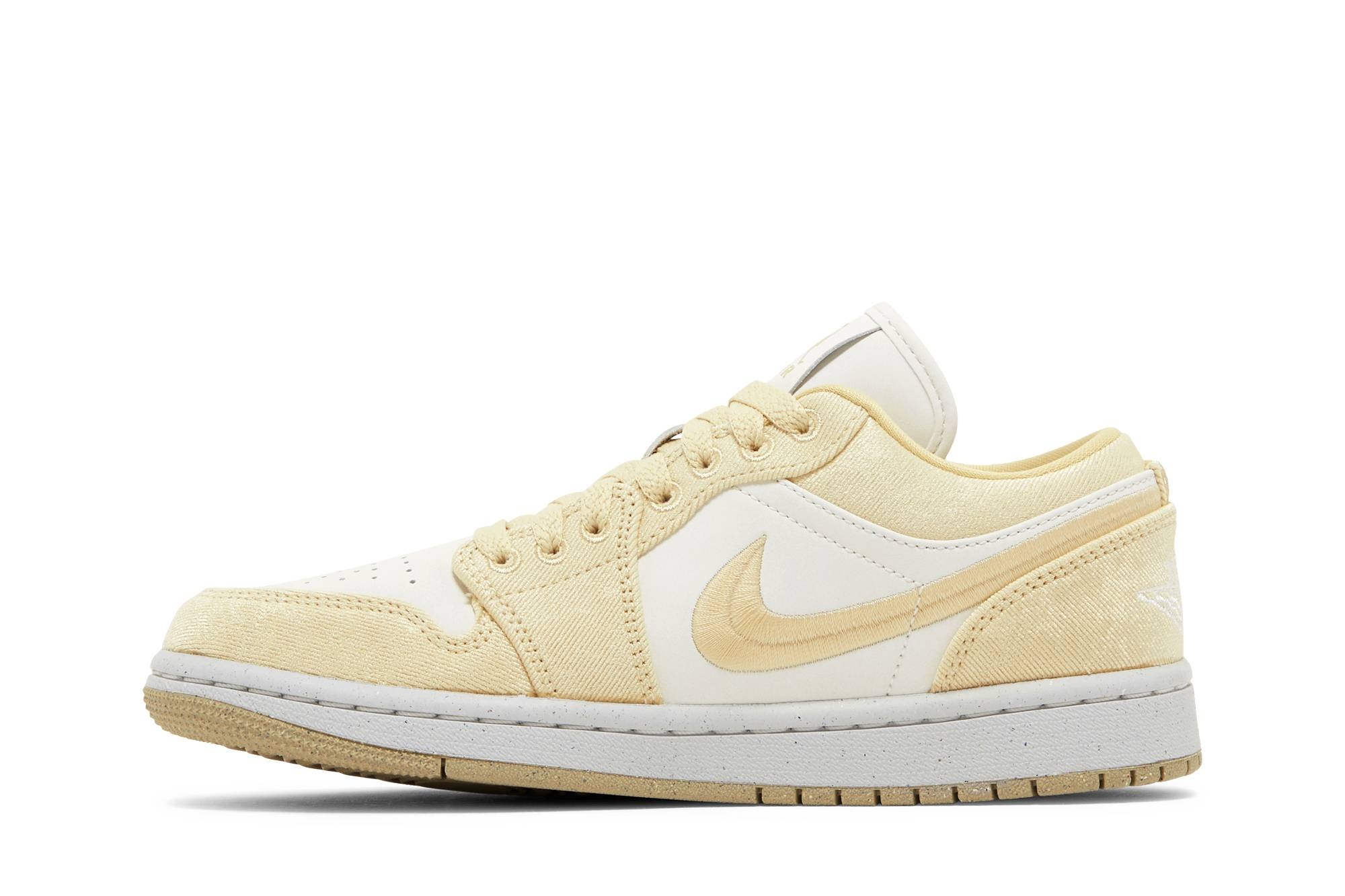 Wmns Air Jordan 1 Low SE 'Team Gold' - 3