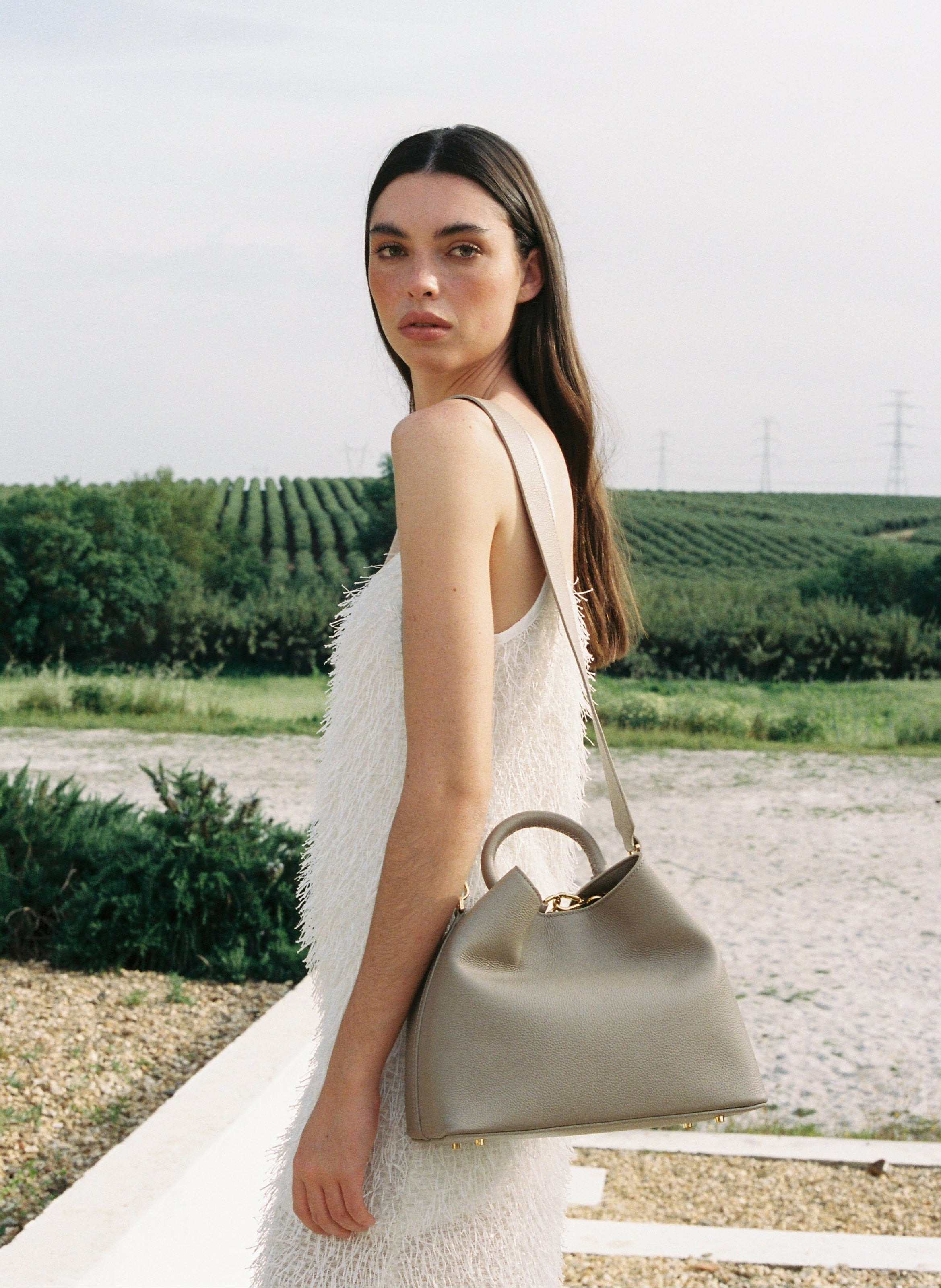 Raisin Pebbled Leather Taupe - 2