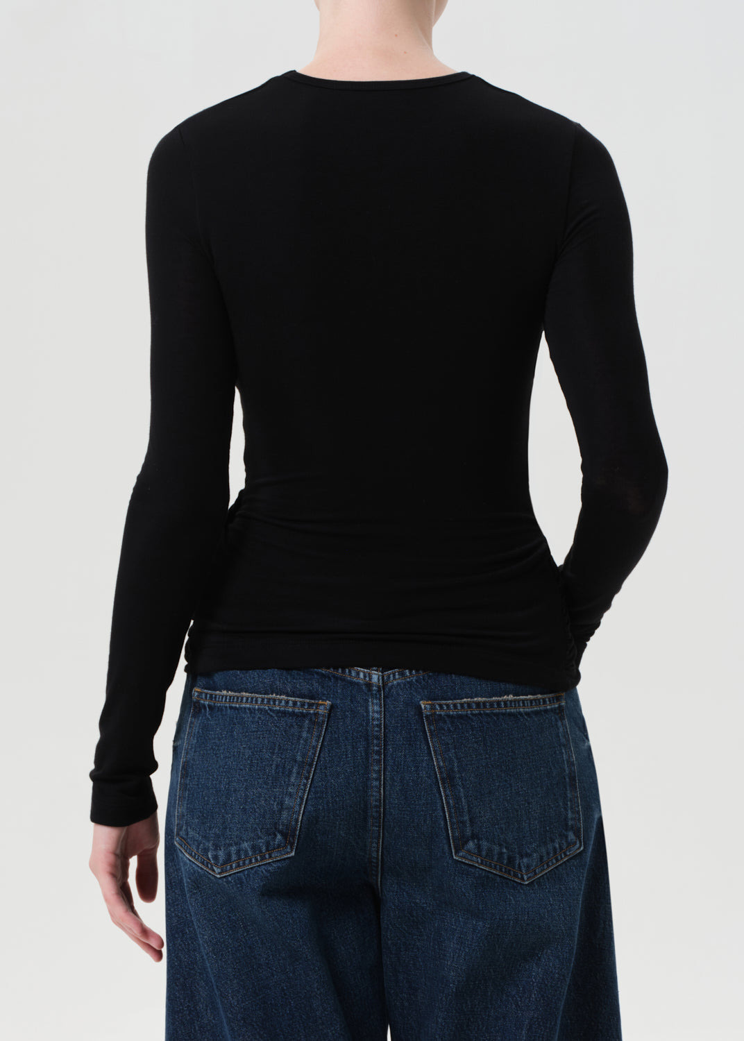 EVE TWIST TEE IN BLACK - 2