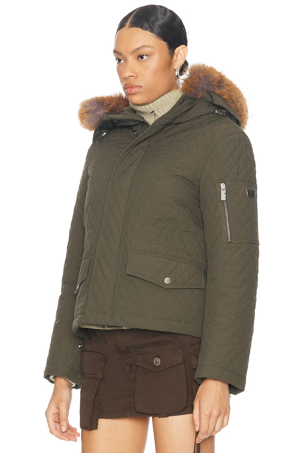 Quilted Jacket With Fur Hood - 4