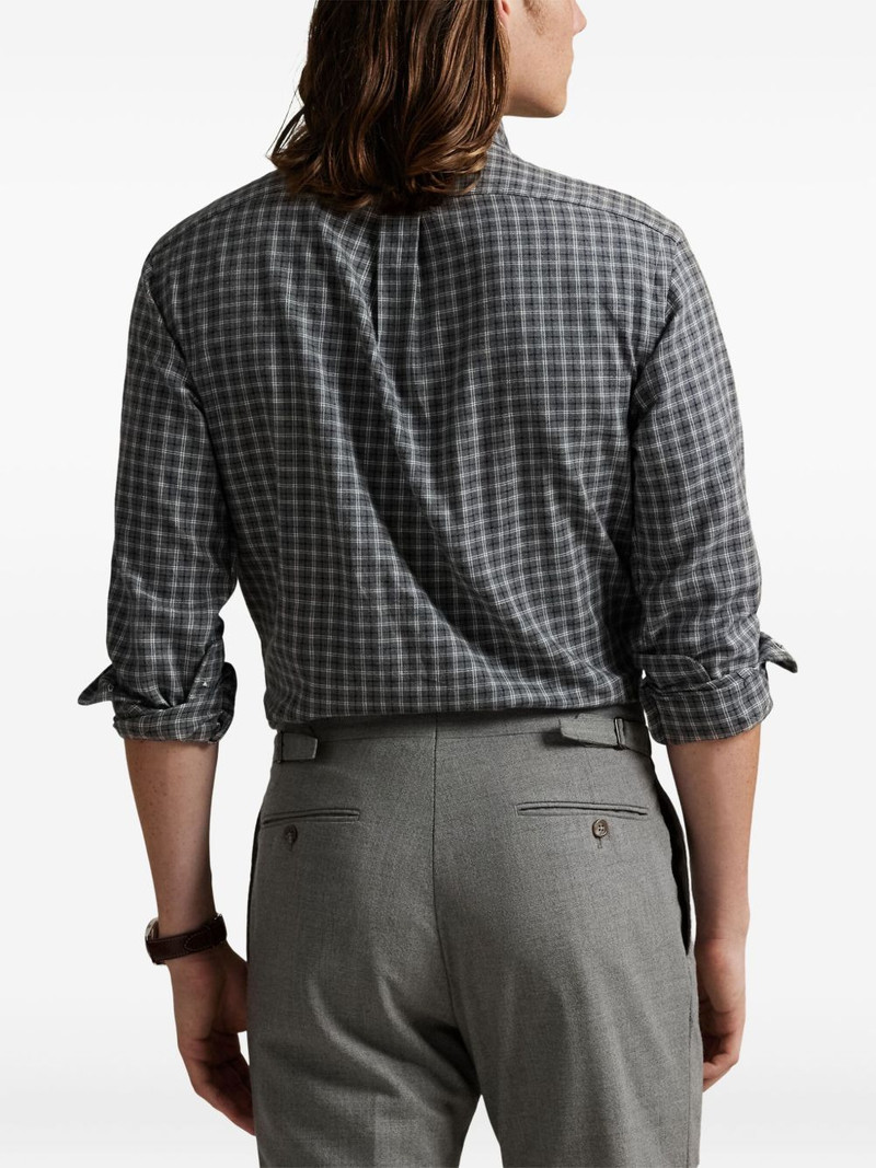 checked long-sleeved shirt 4