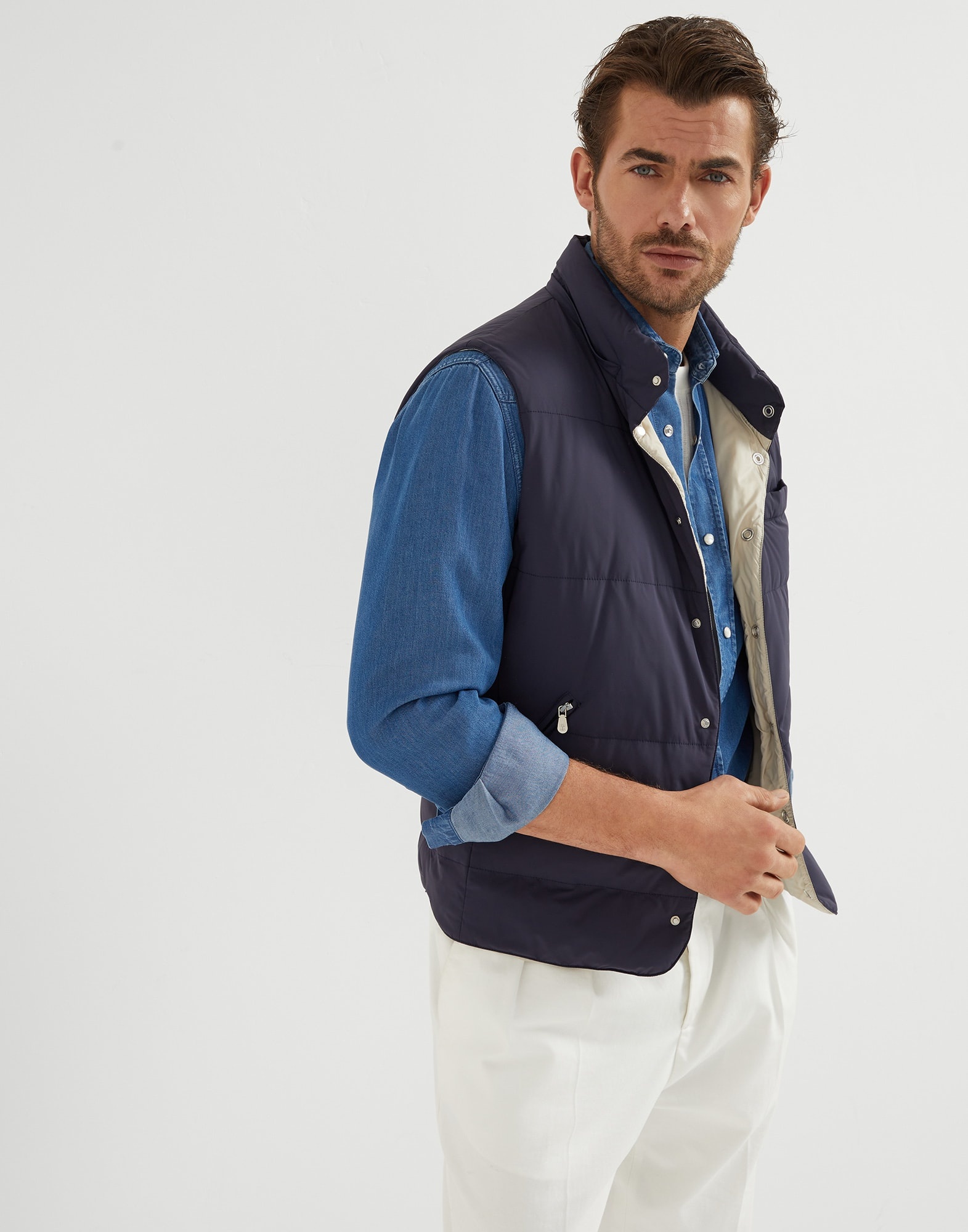 Bonded nylon down vest with detachable hood - 4