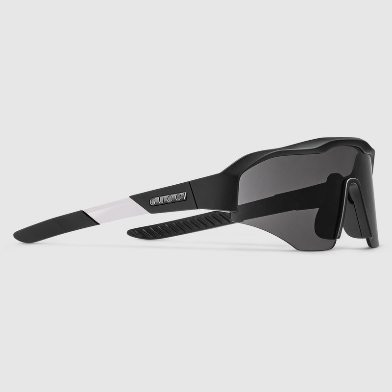 GUCCI Mask-shaped sunglasses outlook