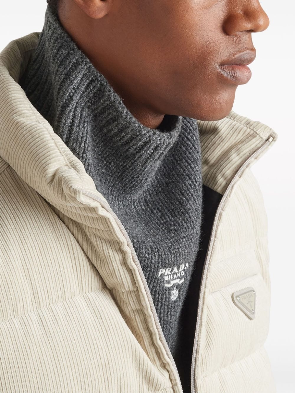 logo-embroidered cashmere dickey - 3