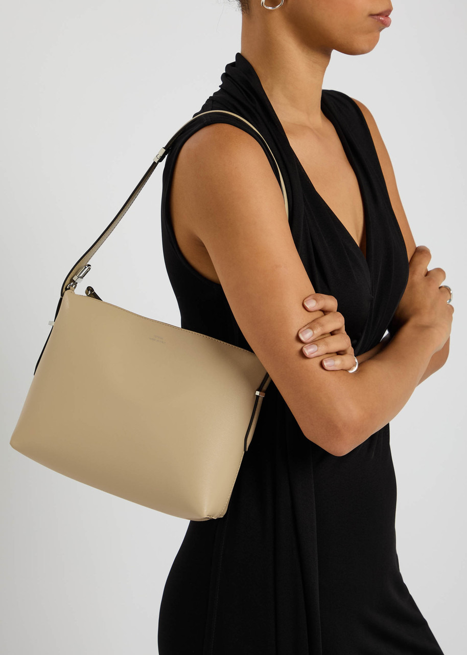Toteme Bevel Leather top Handle bag - 5