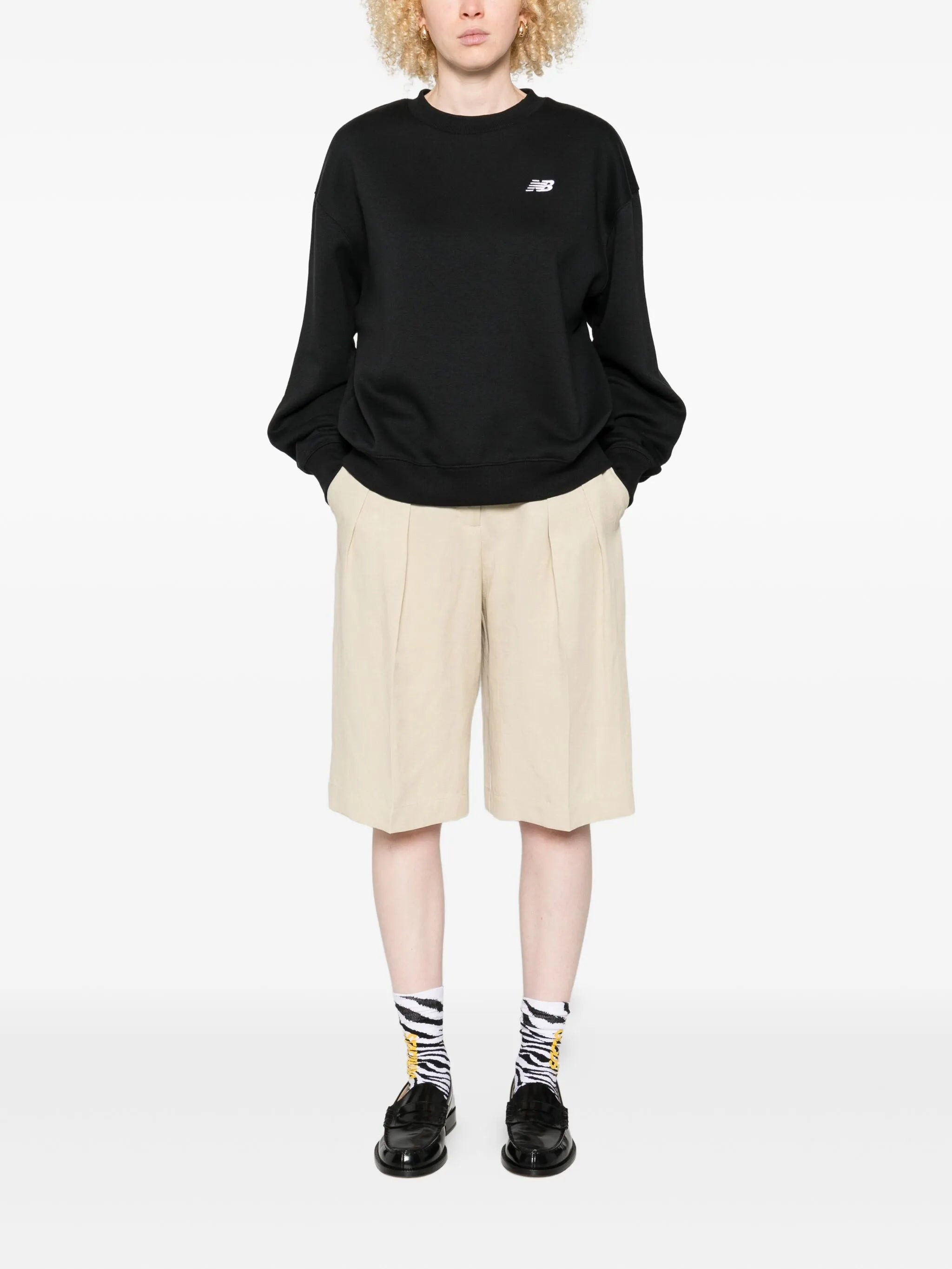 New Balance Logo-embroidered Crew Neck Sweatshirt - 4