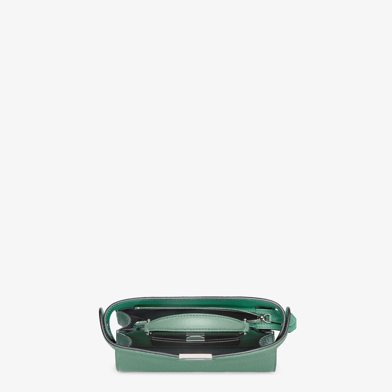 Peekaboo ISeeU XCross 4