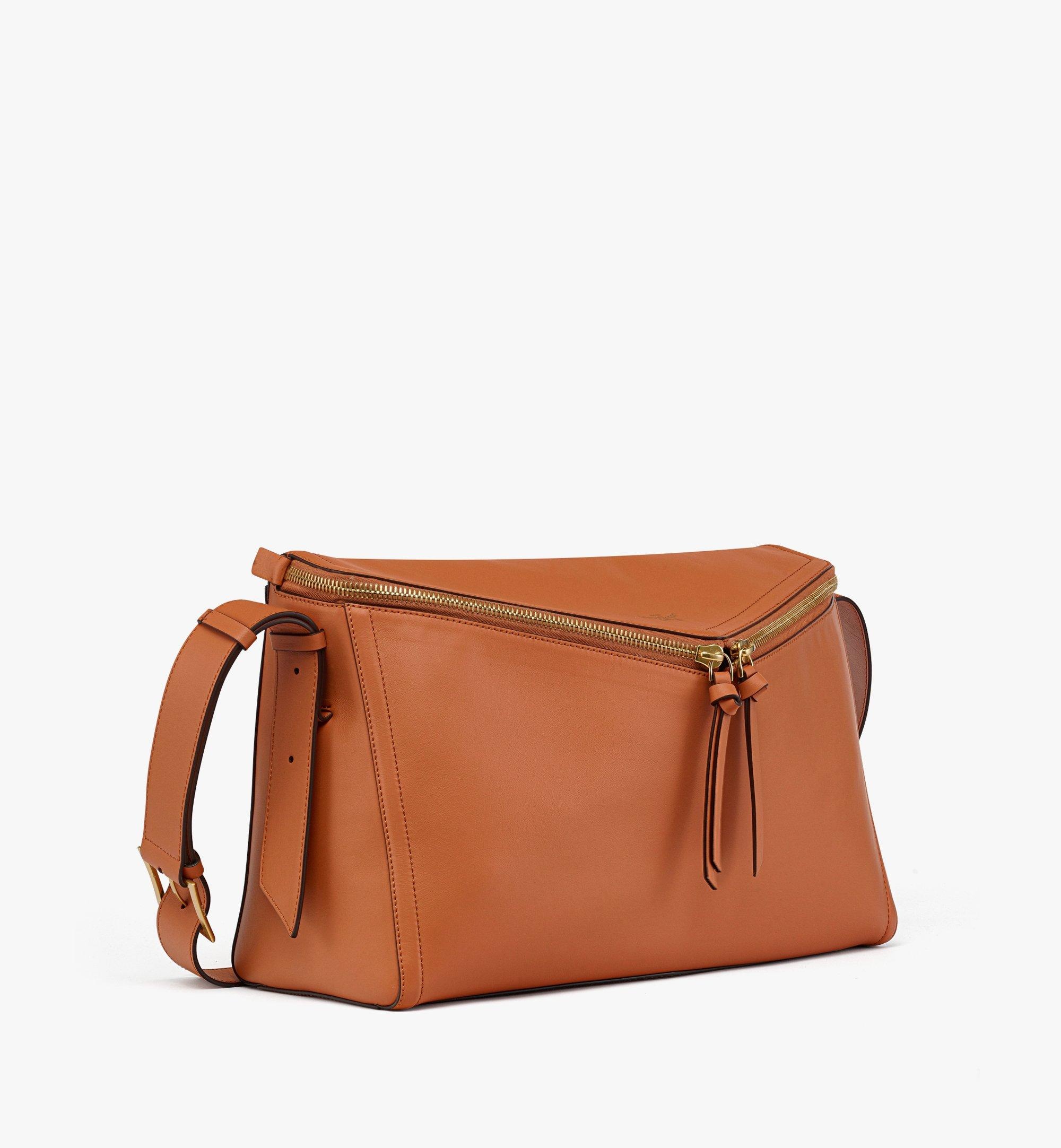 Diamond 3D Shoulder Bag in Calf Leather - 3