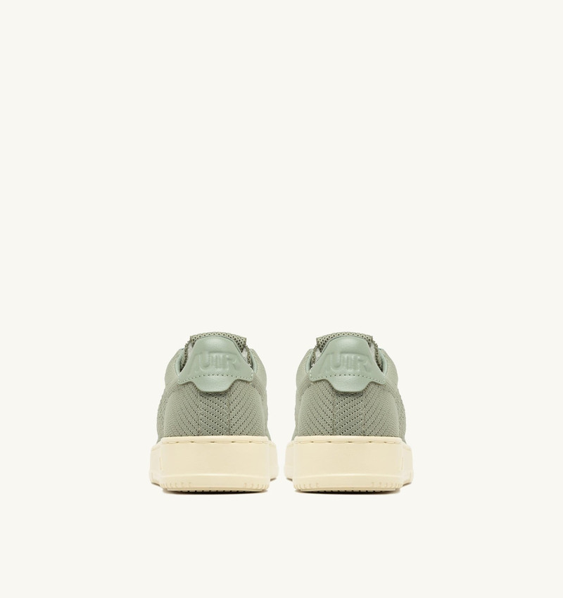 MEDALIST EASEKNIT LOW SNEAKERS IN SEA GRASS KNIT 3