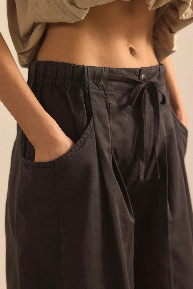 Telluride Wide-Leg Crop Pull-On Solid Pants 4