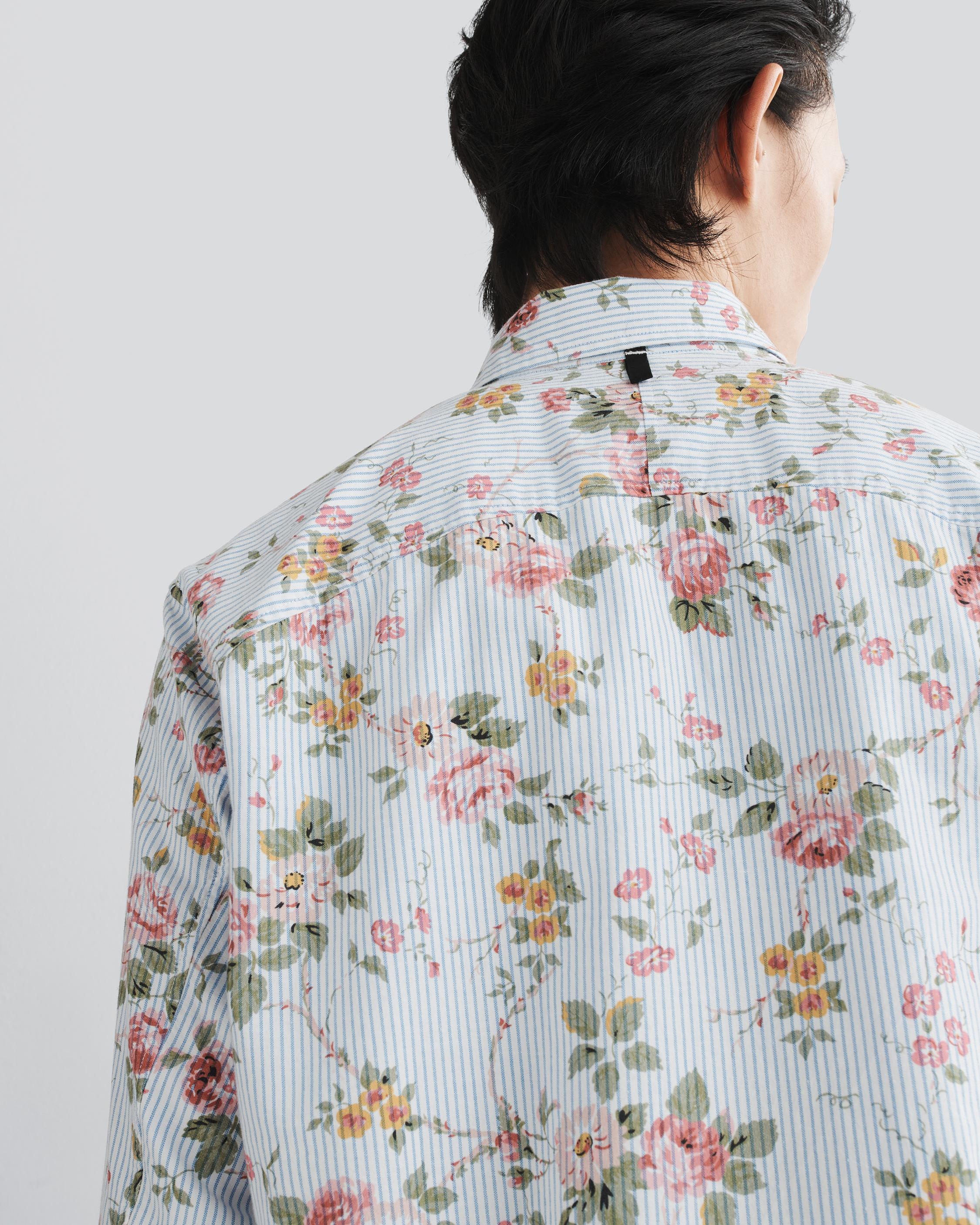 Laura Ashley Fit 2 Engineered Shirt
Classic Fit Button Down - 7