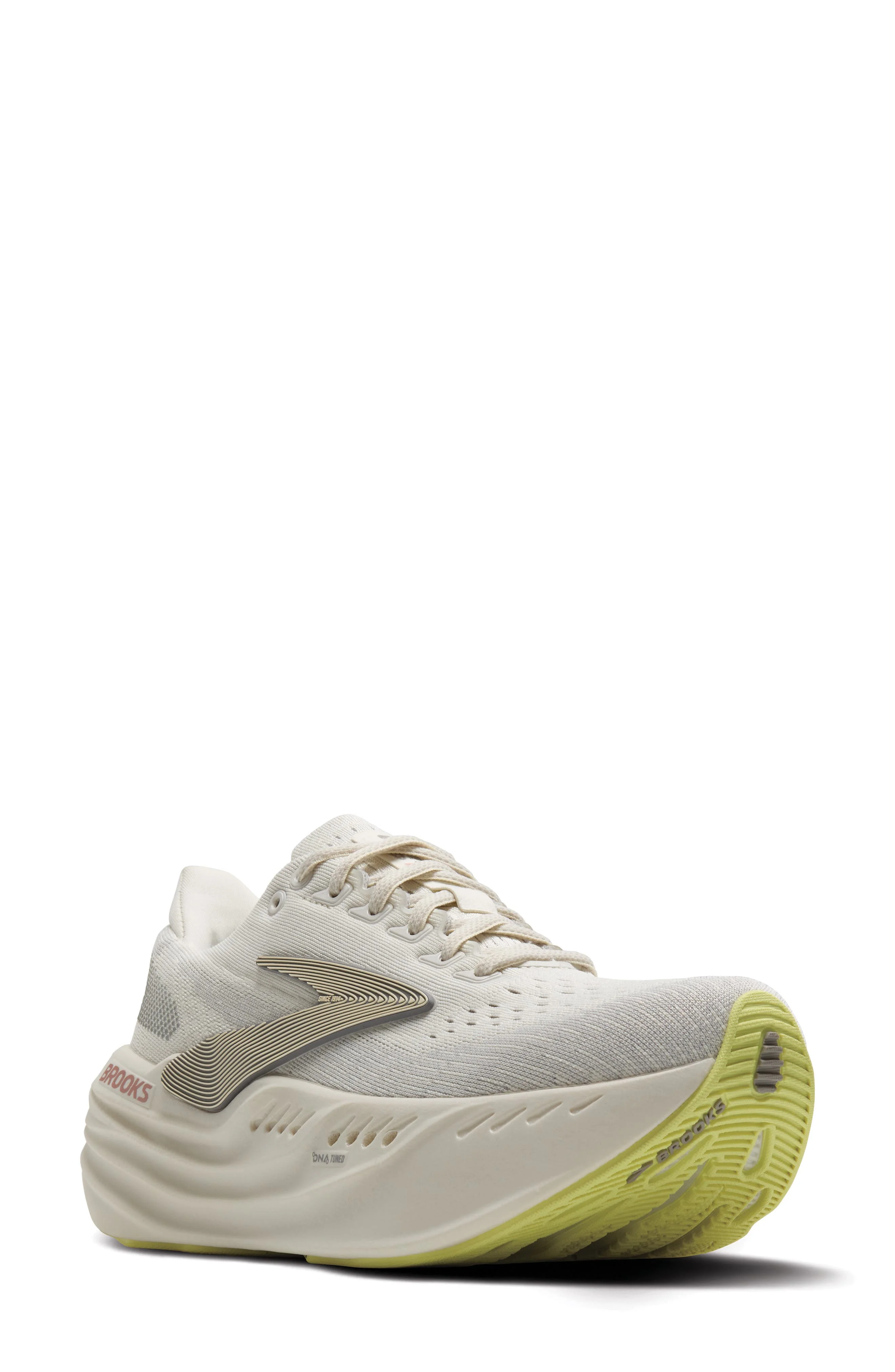 Brooks Glycerin Max Running Shoe in Coconut/Alloy/Rose at Nordstrom - 1