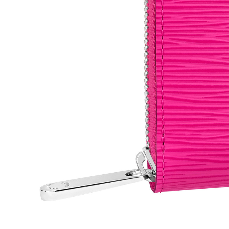 Louis Vuitton Zippy Wallet outlook