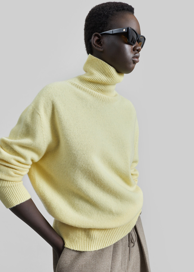 Alster Wool Turtleneck Sweater - Yellow 3