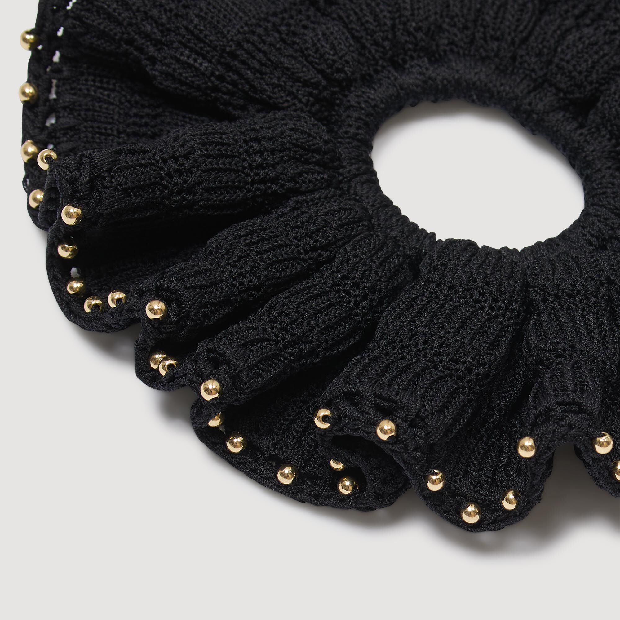 BEADED CROCHET SCRUNCHIE - 2