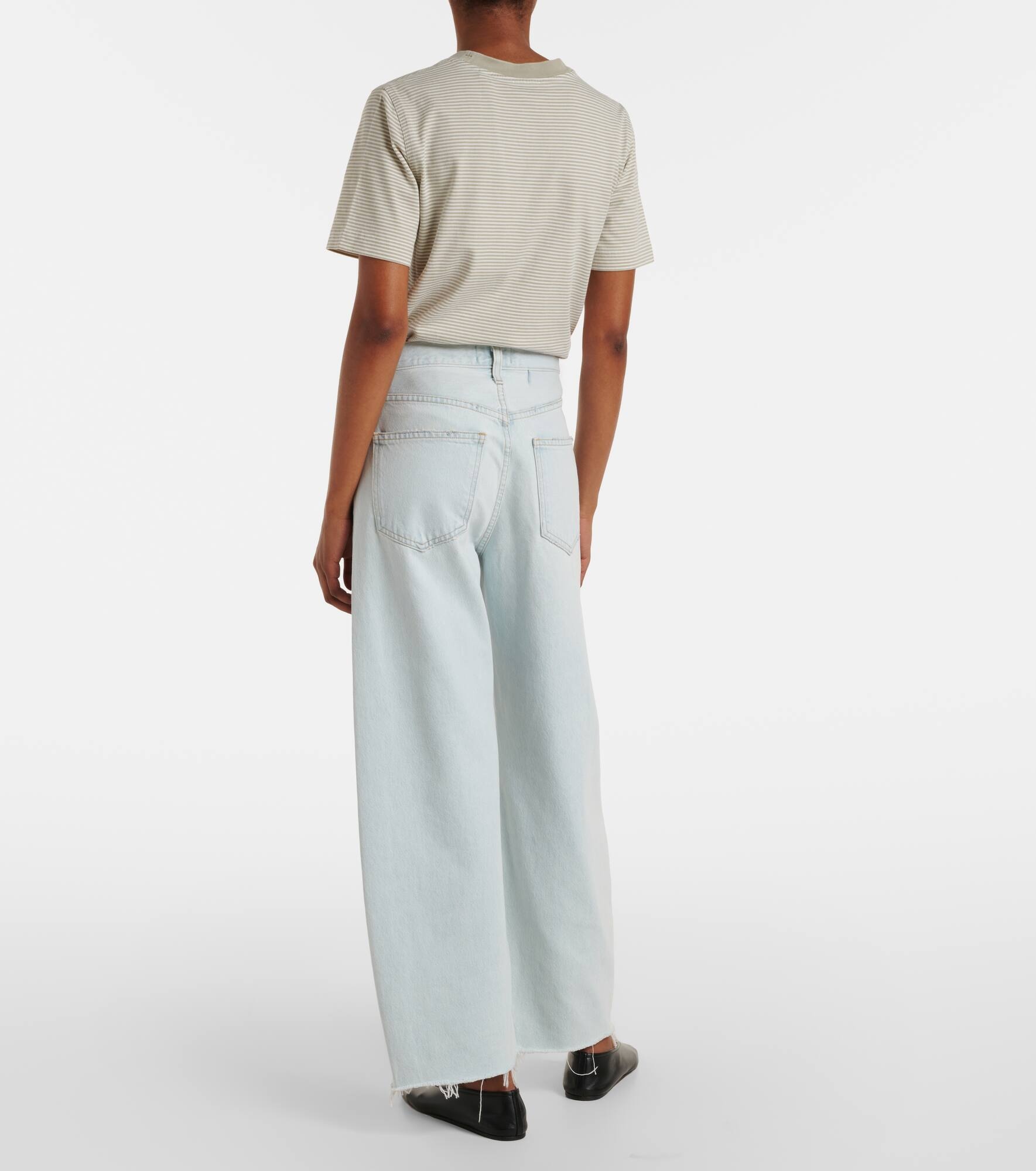 Mid-rise barrel-leg jeans - 3