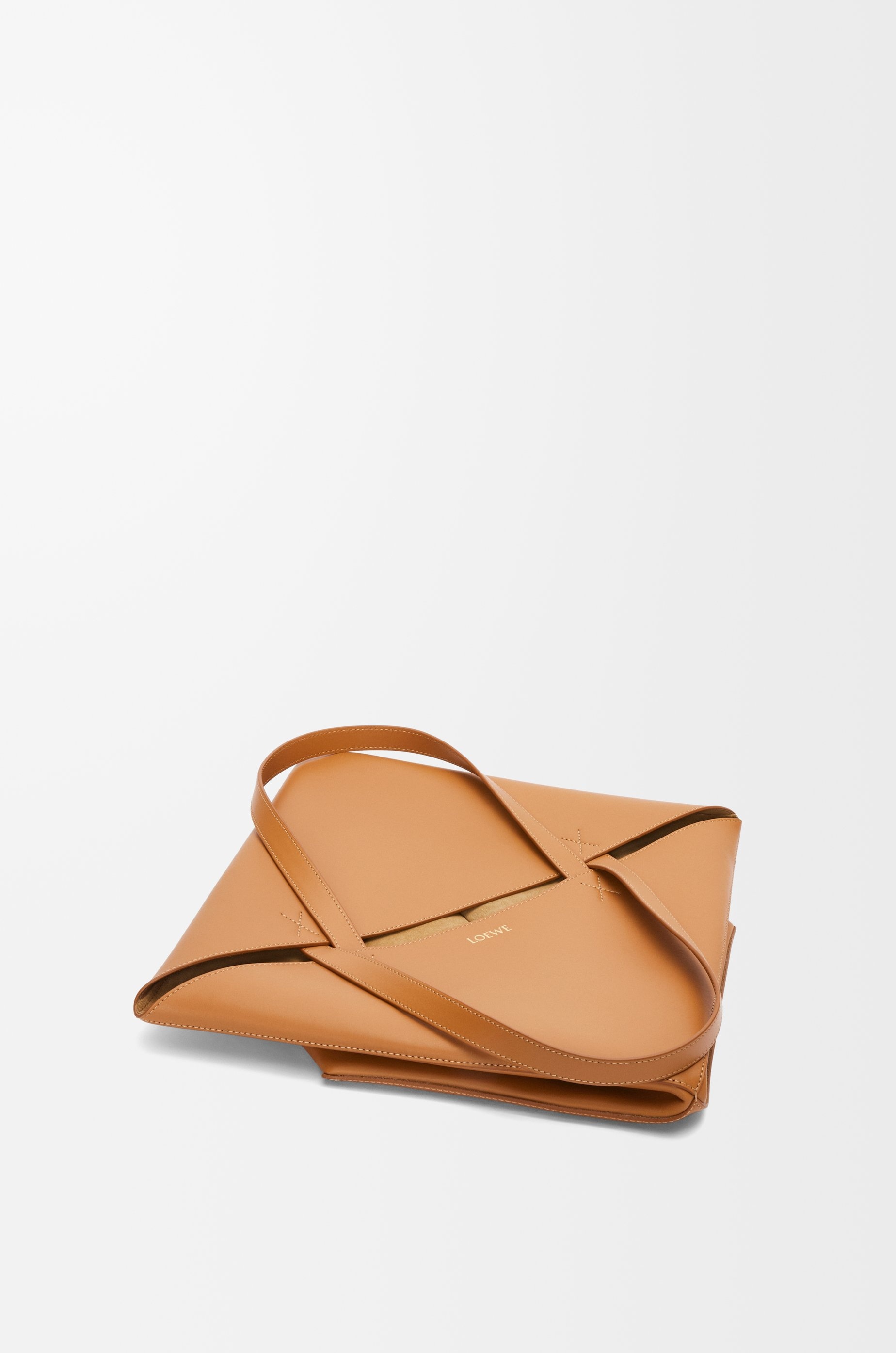 XL Puzzle Fold Tote in shiny calfskin - 6