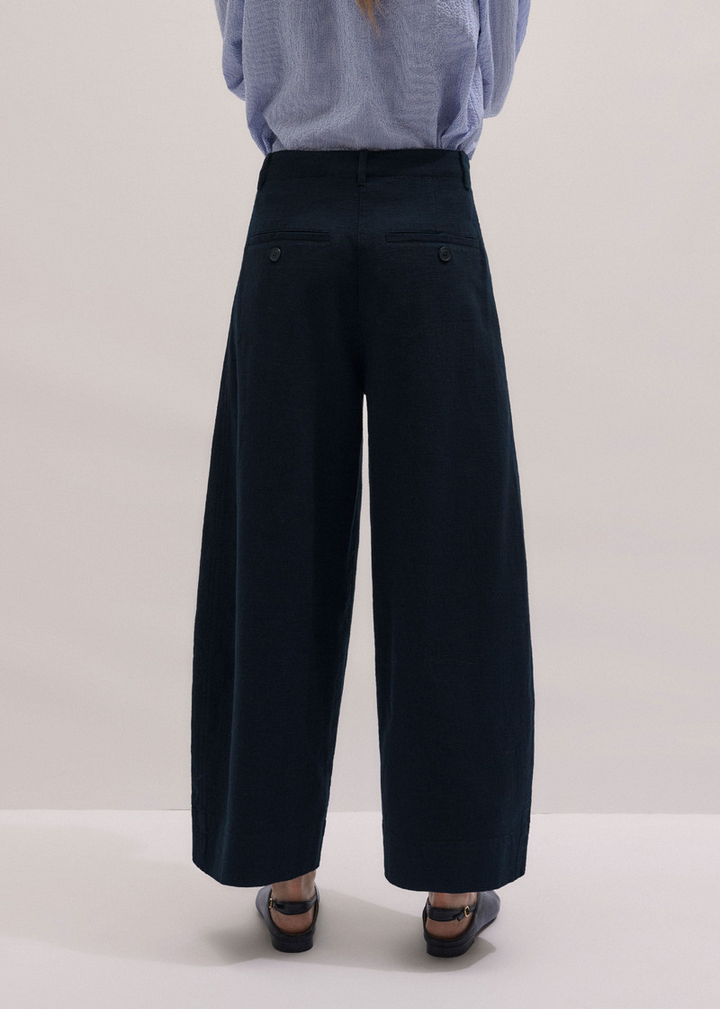 Pleat Barrel Pant 4