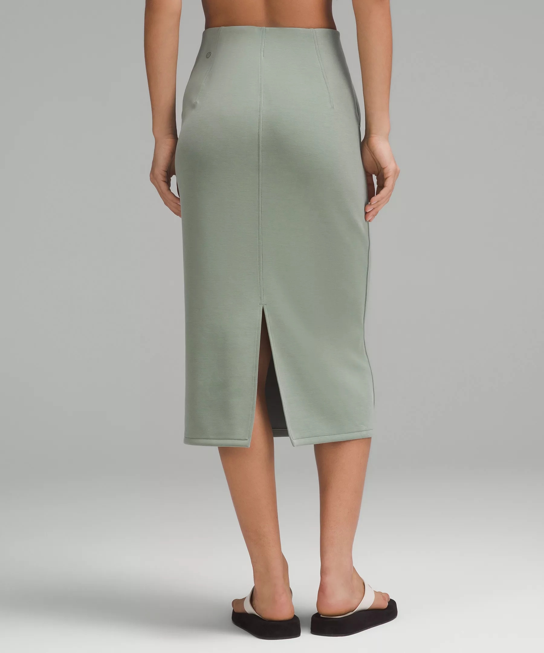 Softstreme High-Rise Midi Skirt - 3