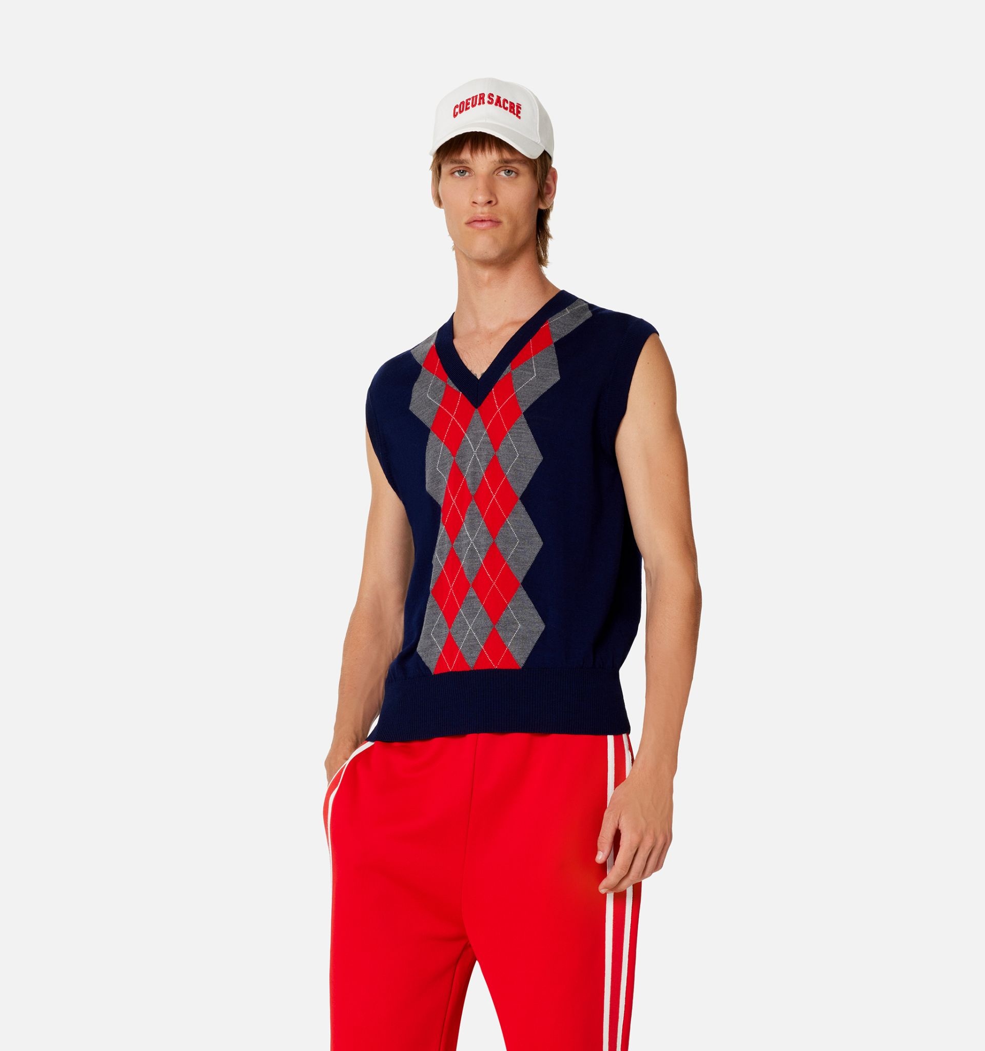 Sleeveless Argyle Sweater - 2