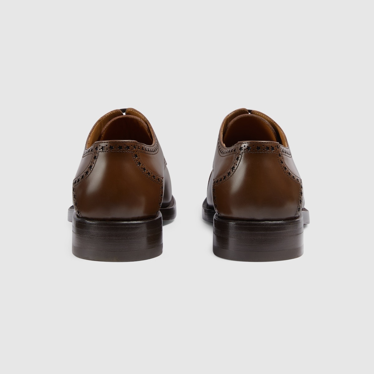 Men's lace-up shoe with brogue details - 4